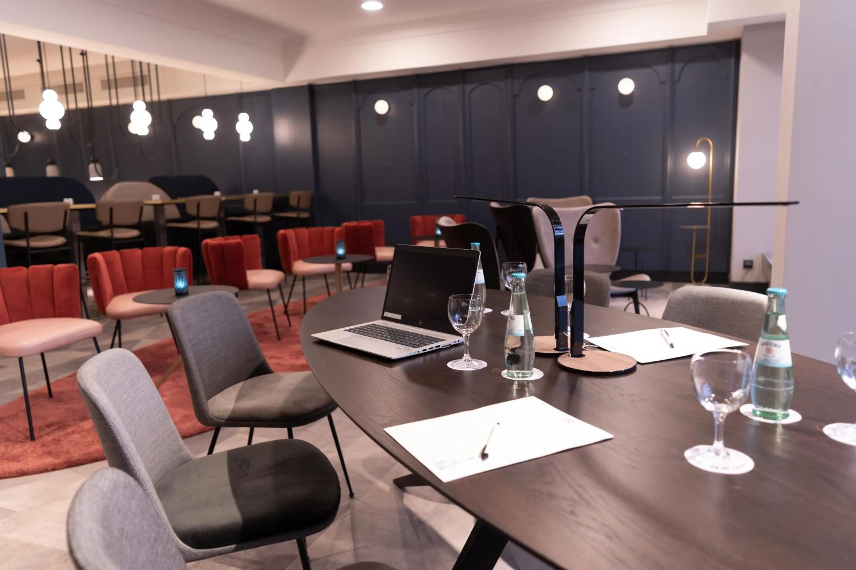 Lobby or reception in Mercure Mainz City Center