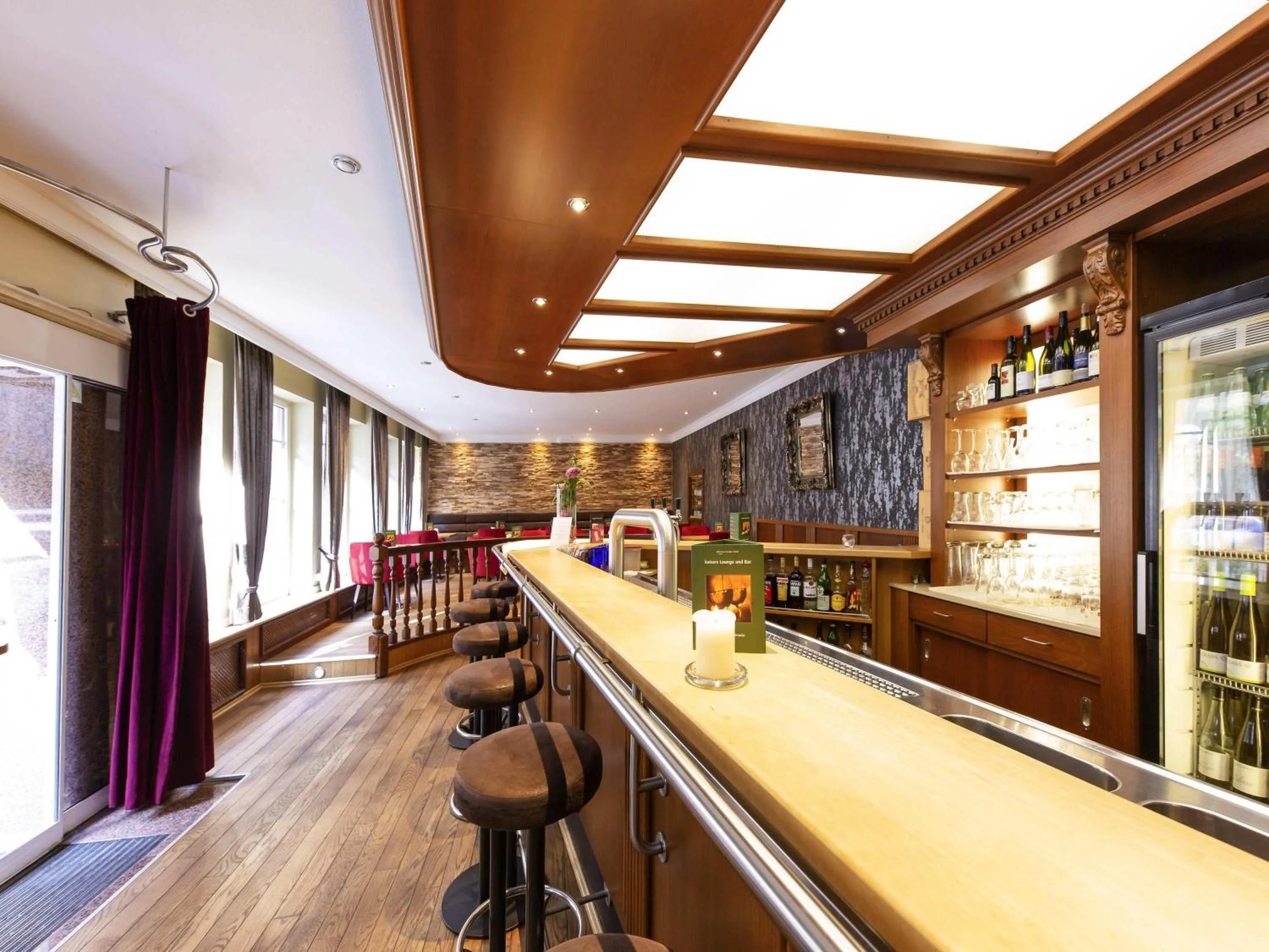 Lounge or bar in Mercure Mainz City Center