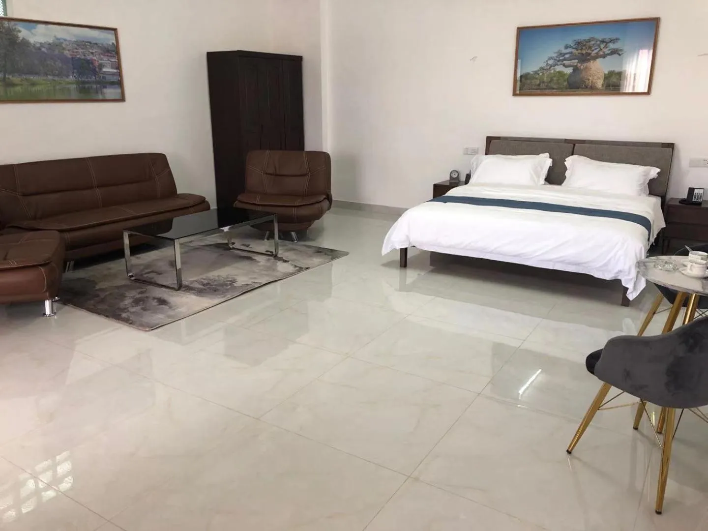 Photo of the whole room, Bed in Feima Hotel