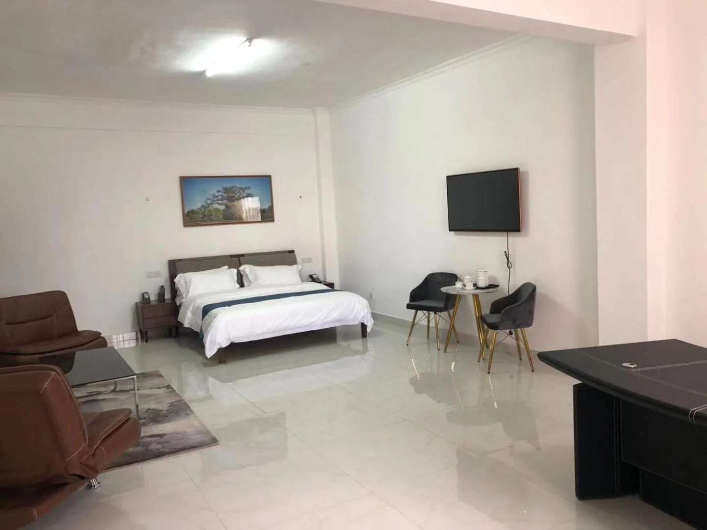 Photo of the whole room, Bed in Feima Hotel