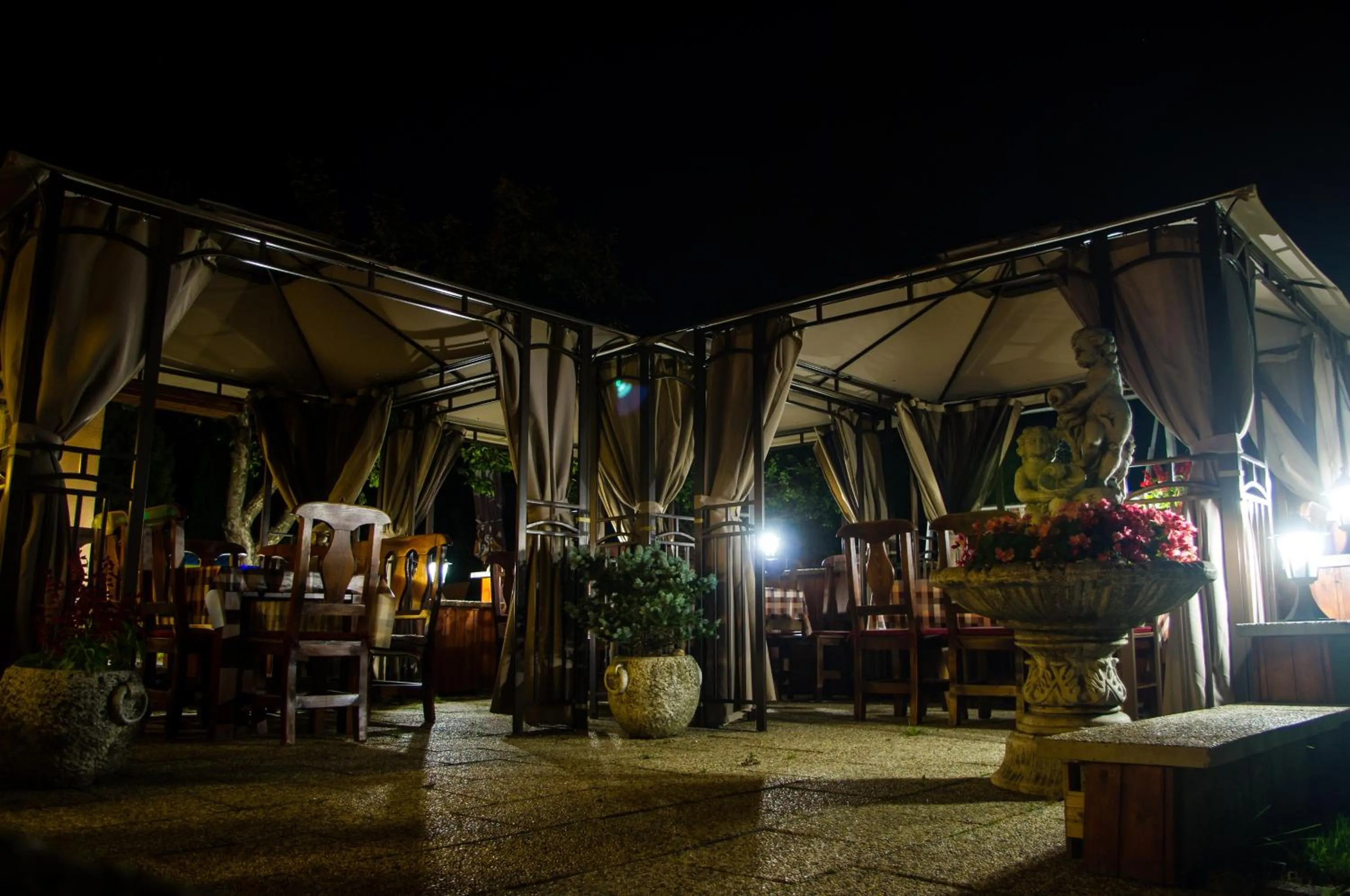 Night in Penzión Vila Petra Bed&Breakfast