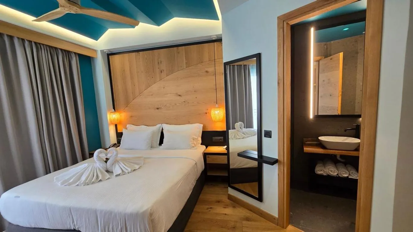 Balcony/Terrace, Bed in Artion Boutique by Enorme