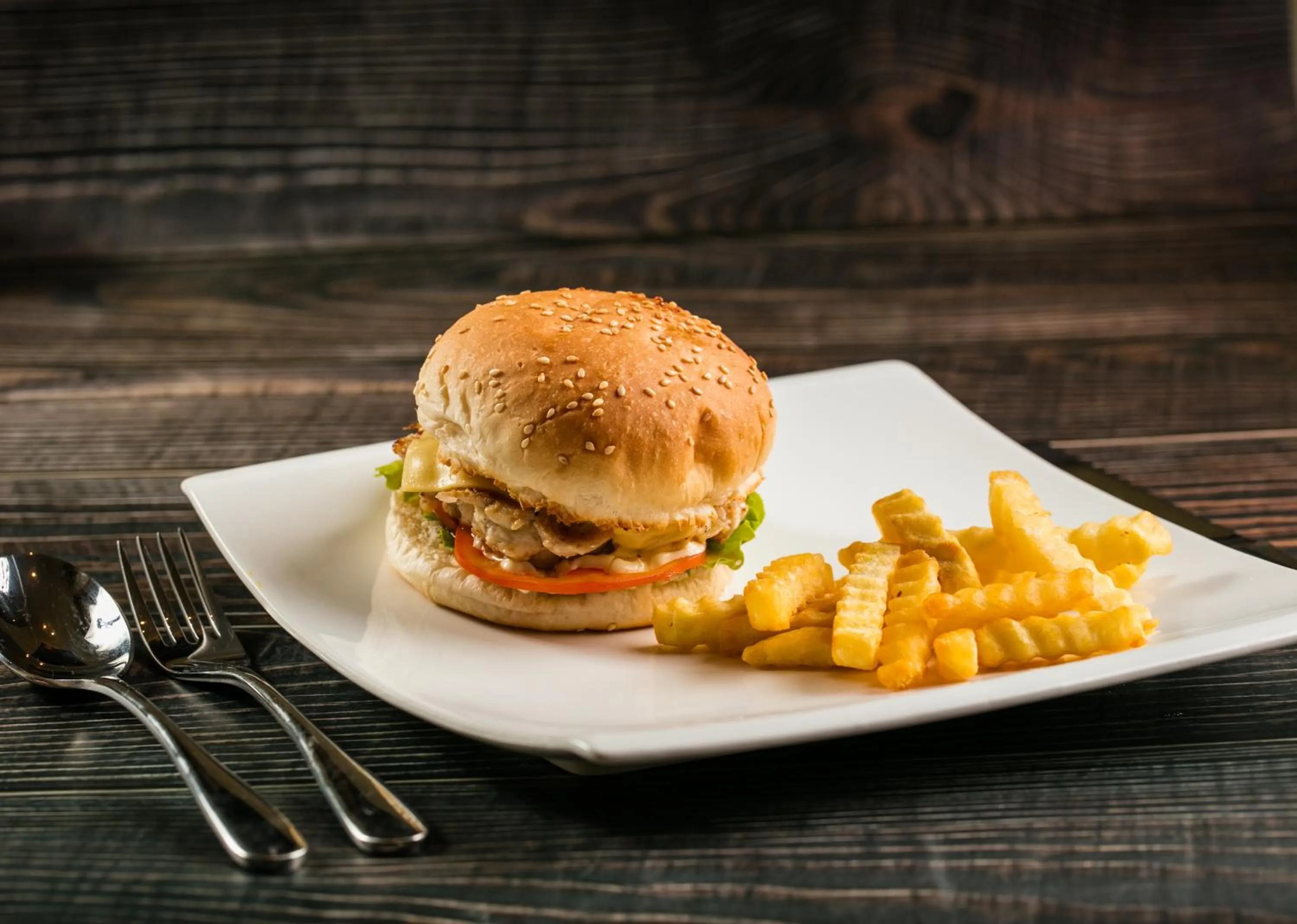 Restaurant/places to eat in Viryla Boutique Hotel