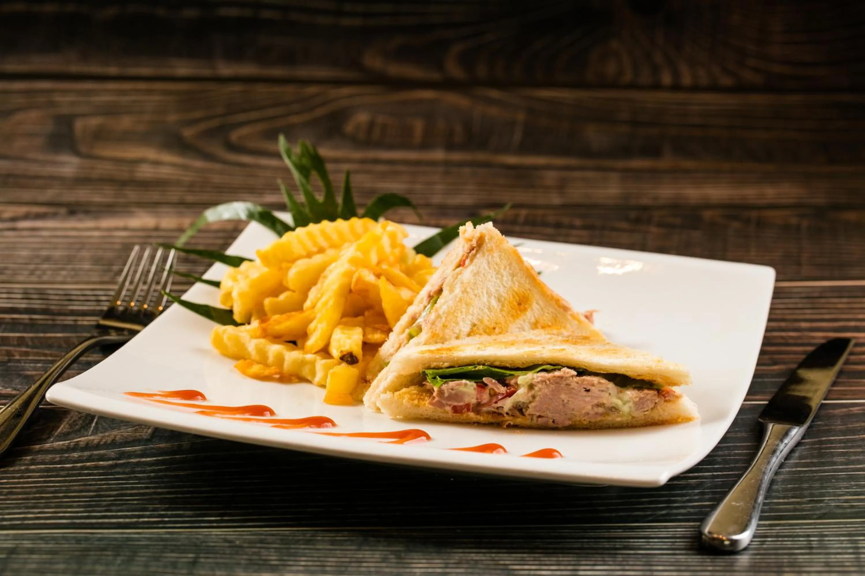 Restaurant/places to eat in Viryla Boutique Hotel