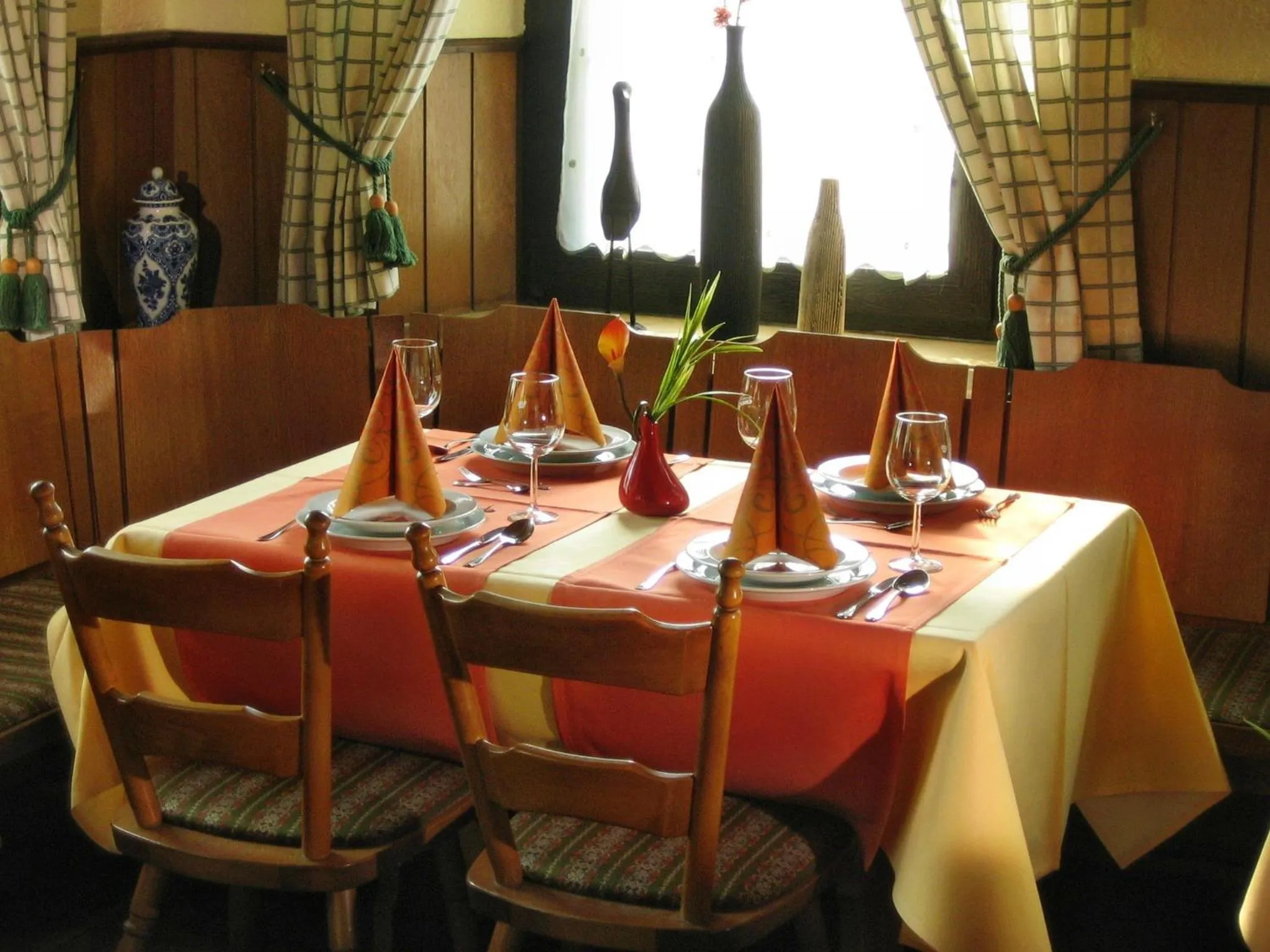 Restaurant/places to eat in Akzent Hotel Goldener Ochsen