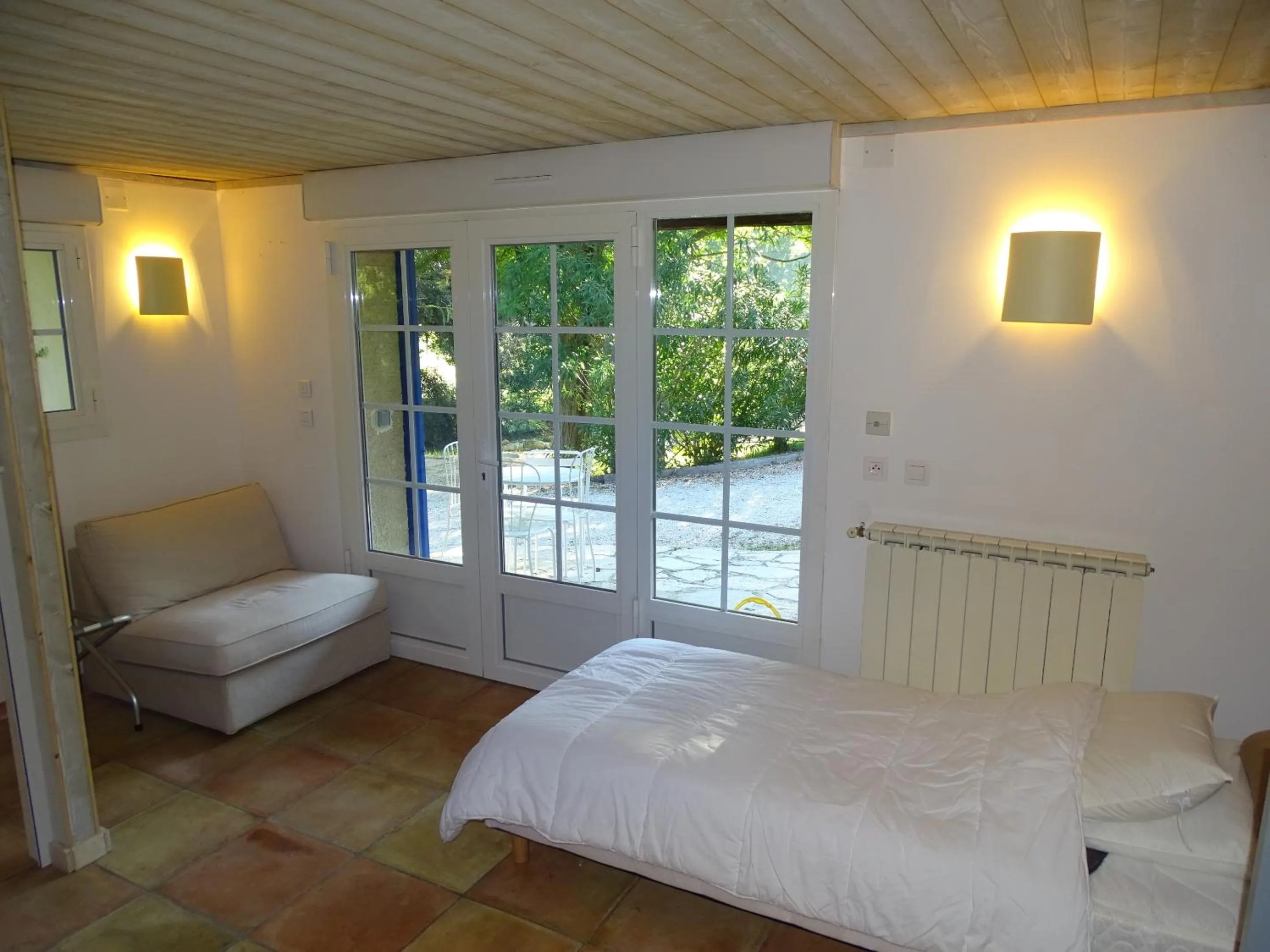 Bedroom in baraveou home in nature