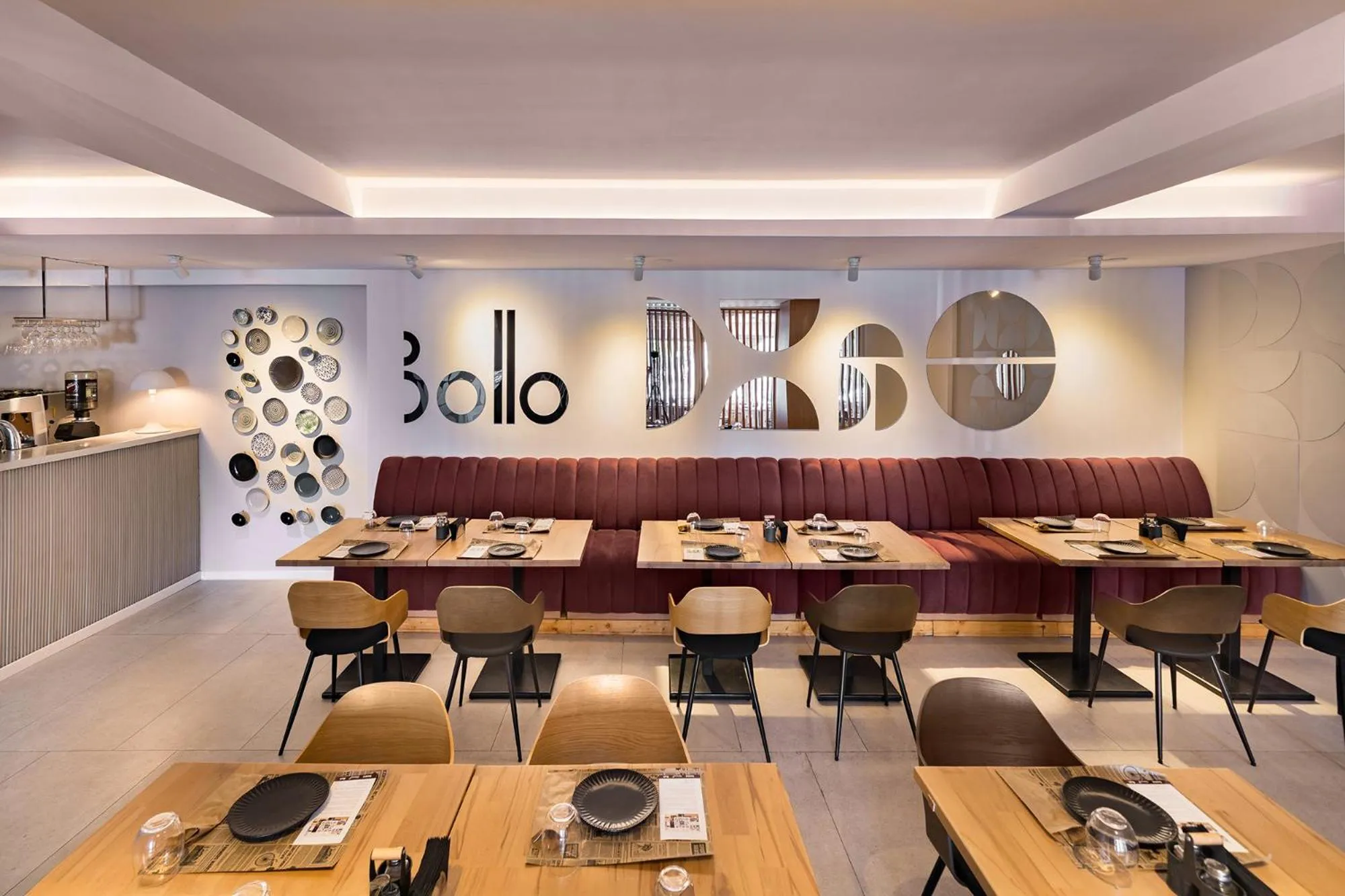 Restaurant/places to eat in Graffiti Hotel Rooftop - Central Location