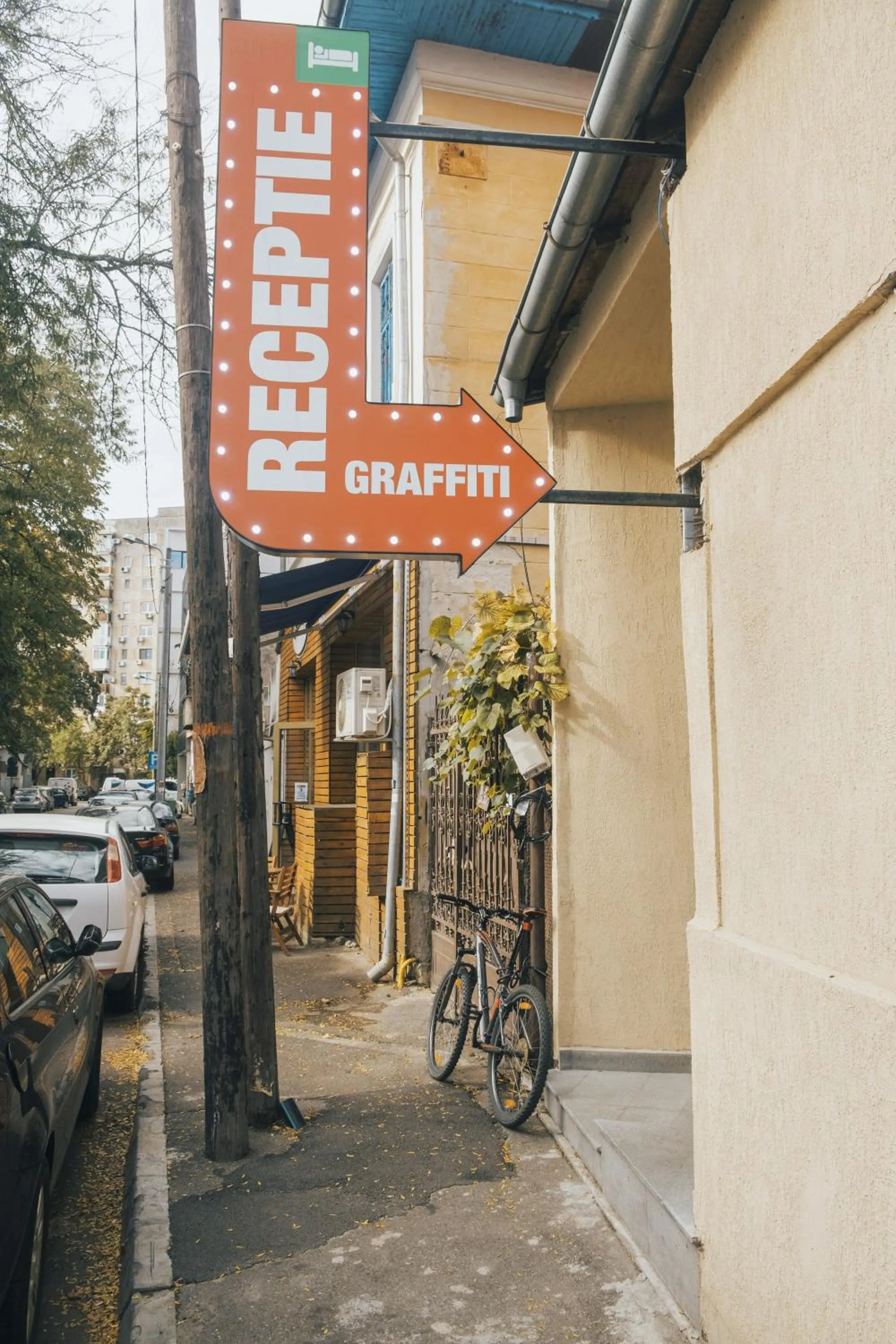 Property building in Graffiti Hotel Rooftop - Central Location