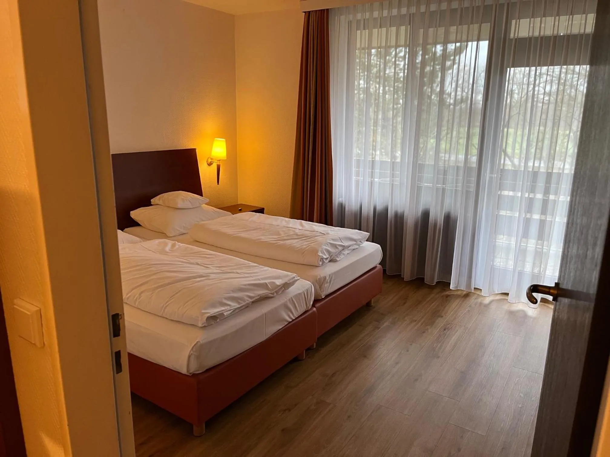 Bedroom, Bed in Hotel Heide Kröpke