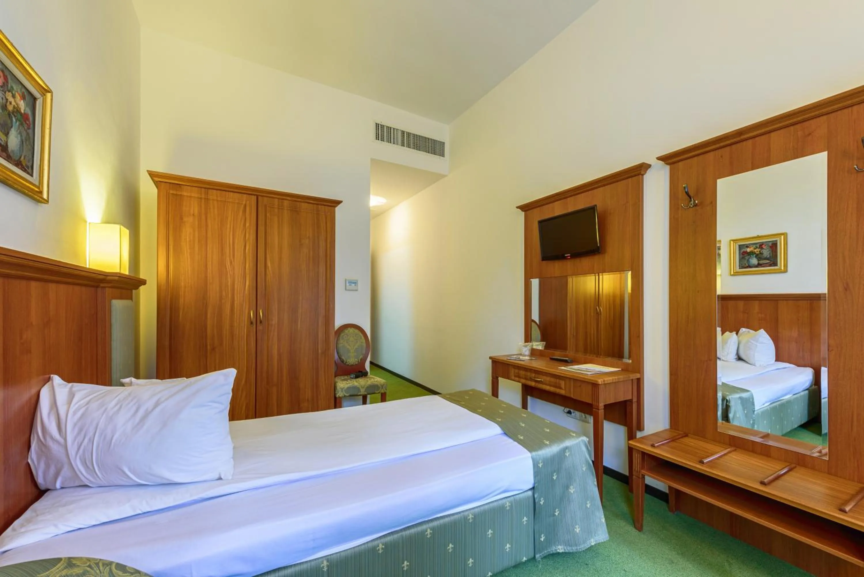 Bedroom in Hotel Palace