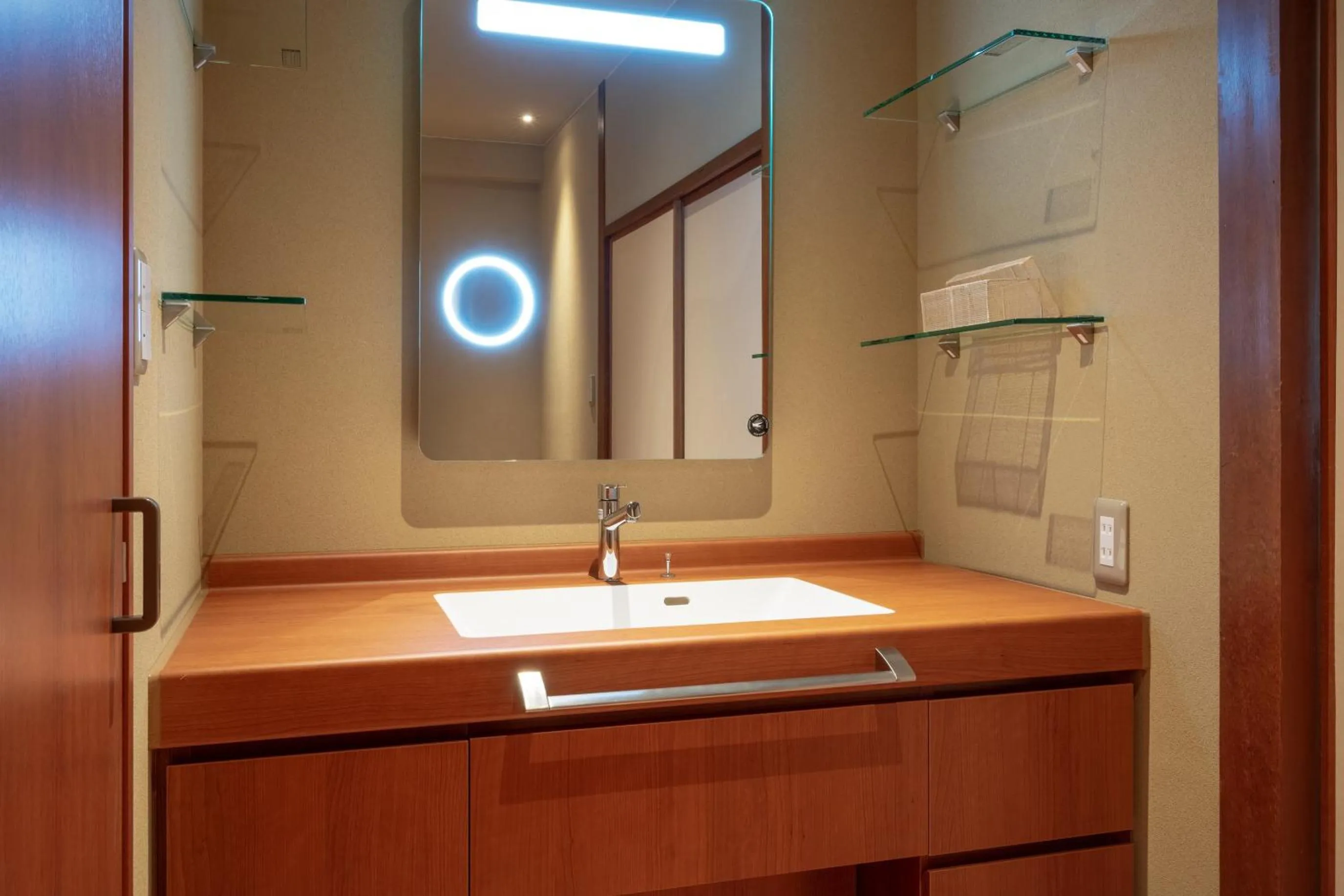 Bathroom in Komatsu-kan Kofu-tei