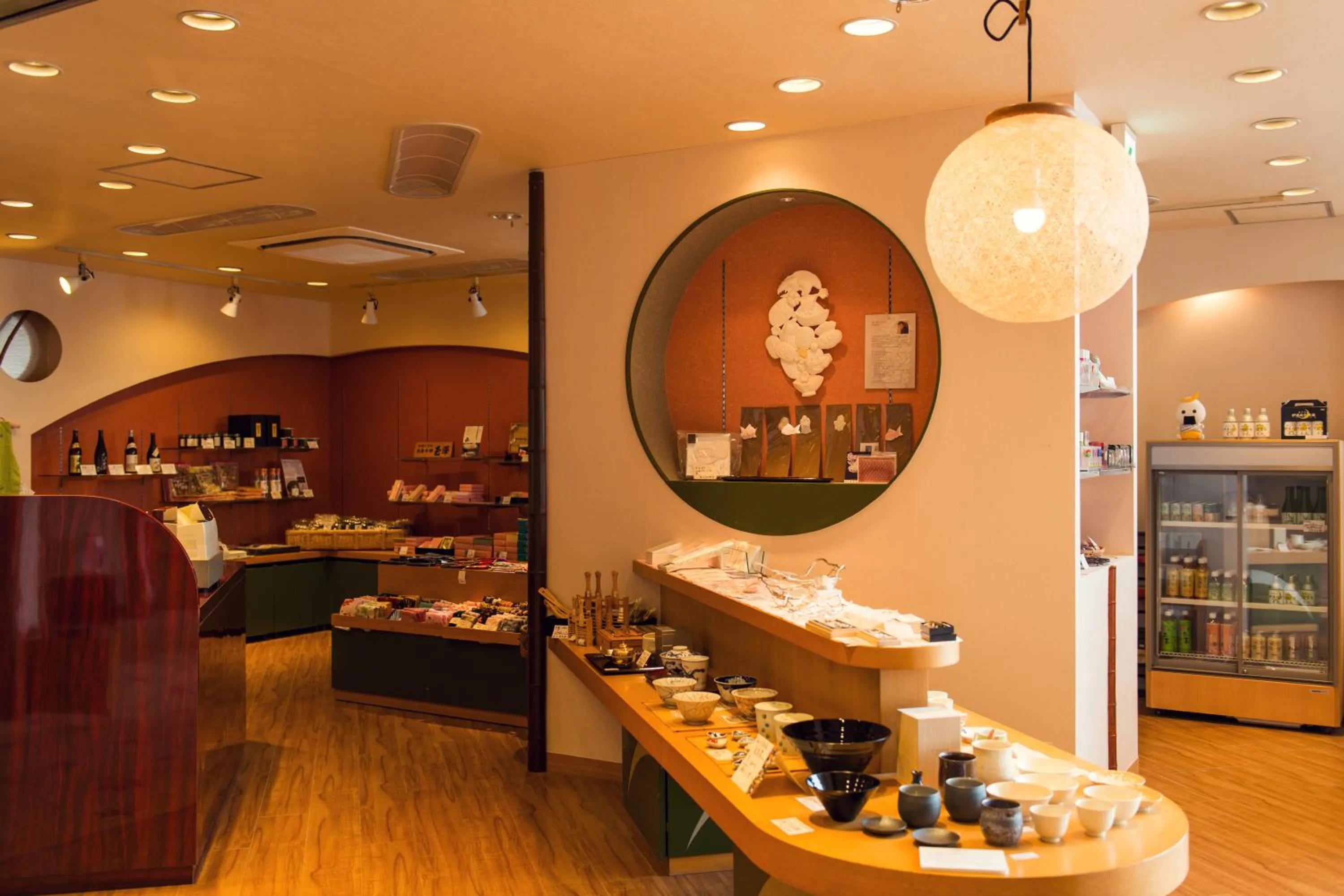 On-site shops in Komatsu-kan Kofu-tei