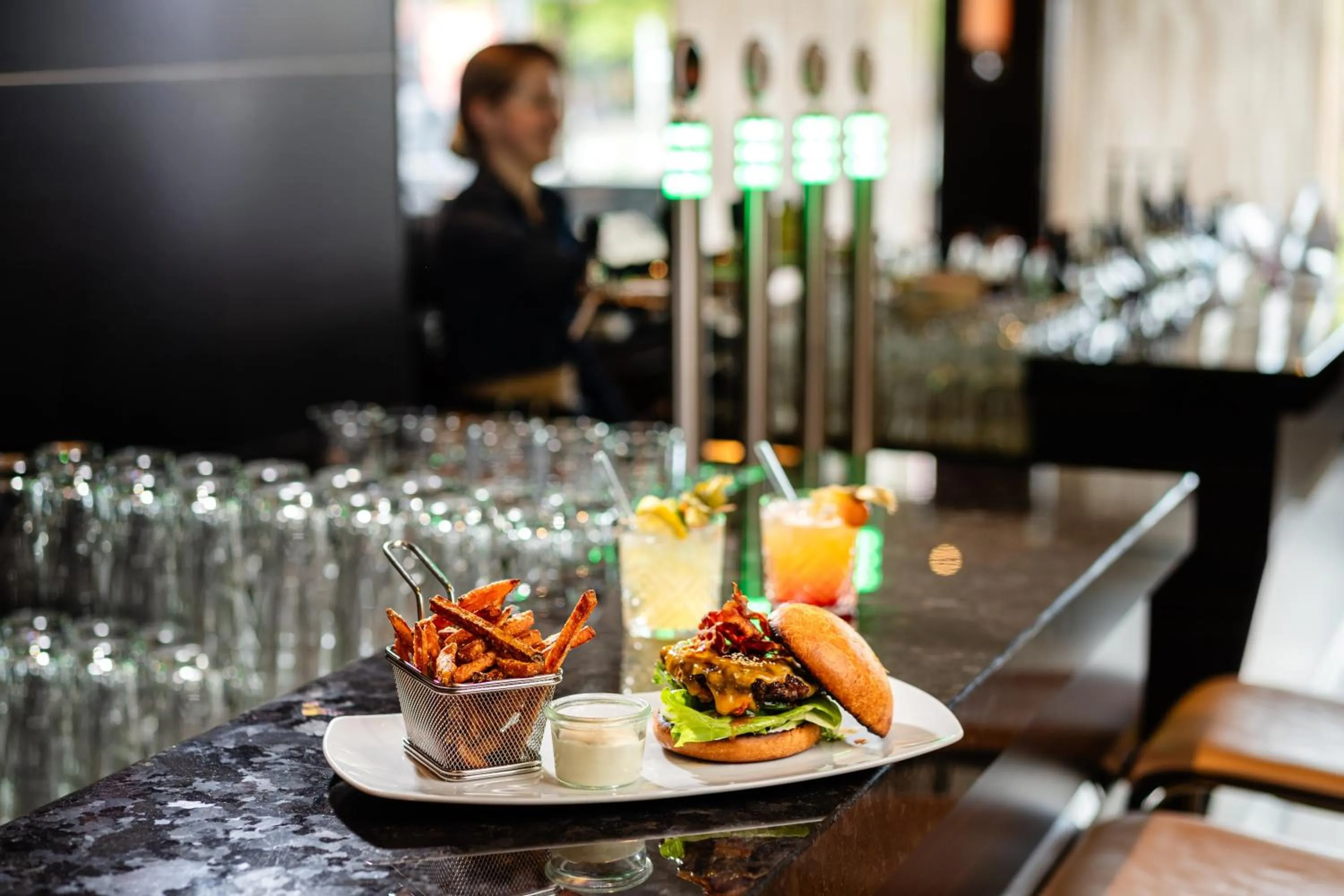 Restaurant/places to eat in Occidental Dresden Newa