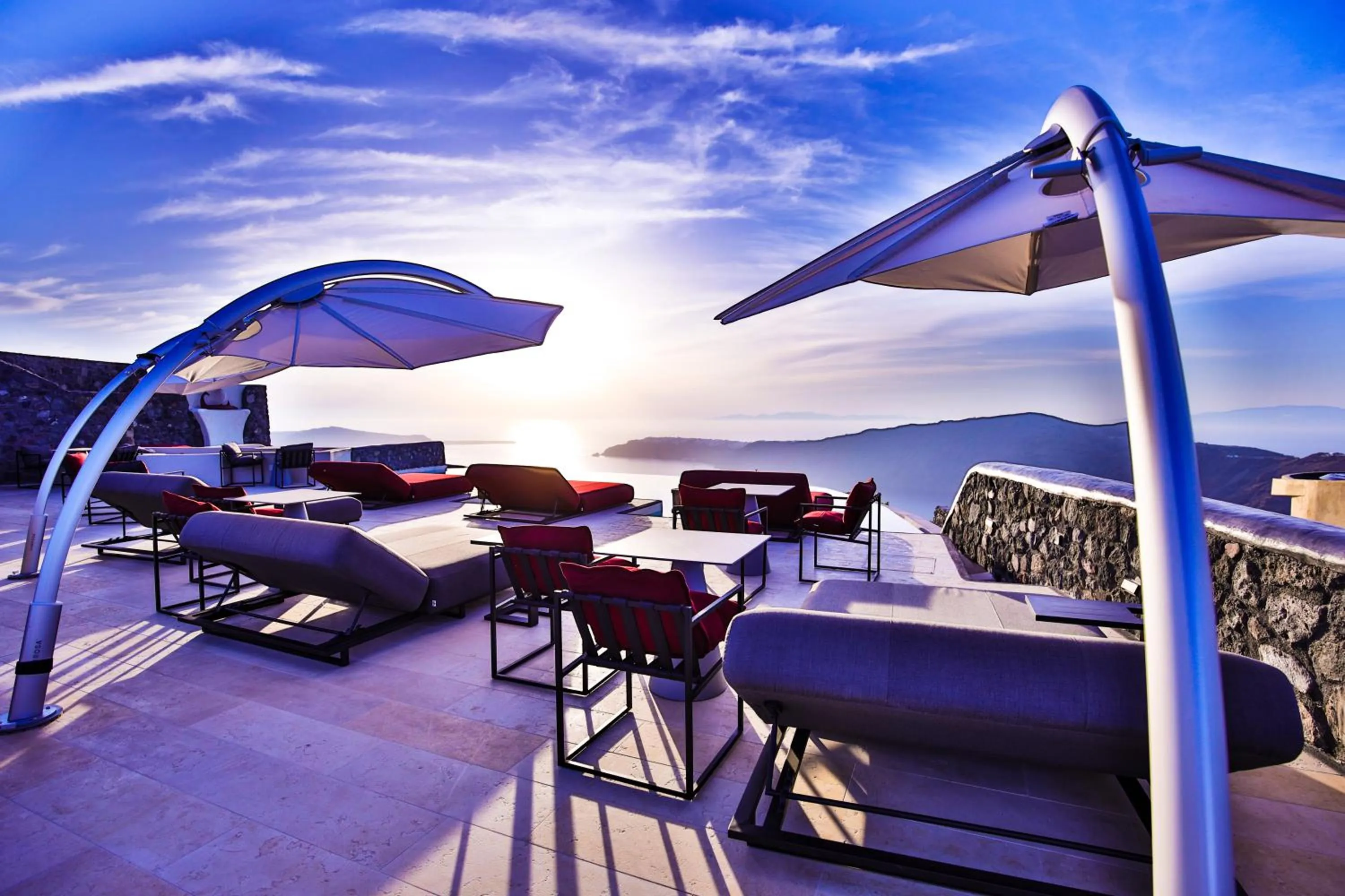 Lounge or bar in White Pearl Cavalieri