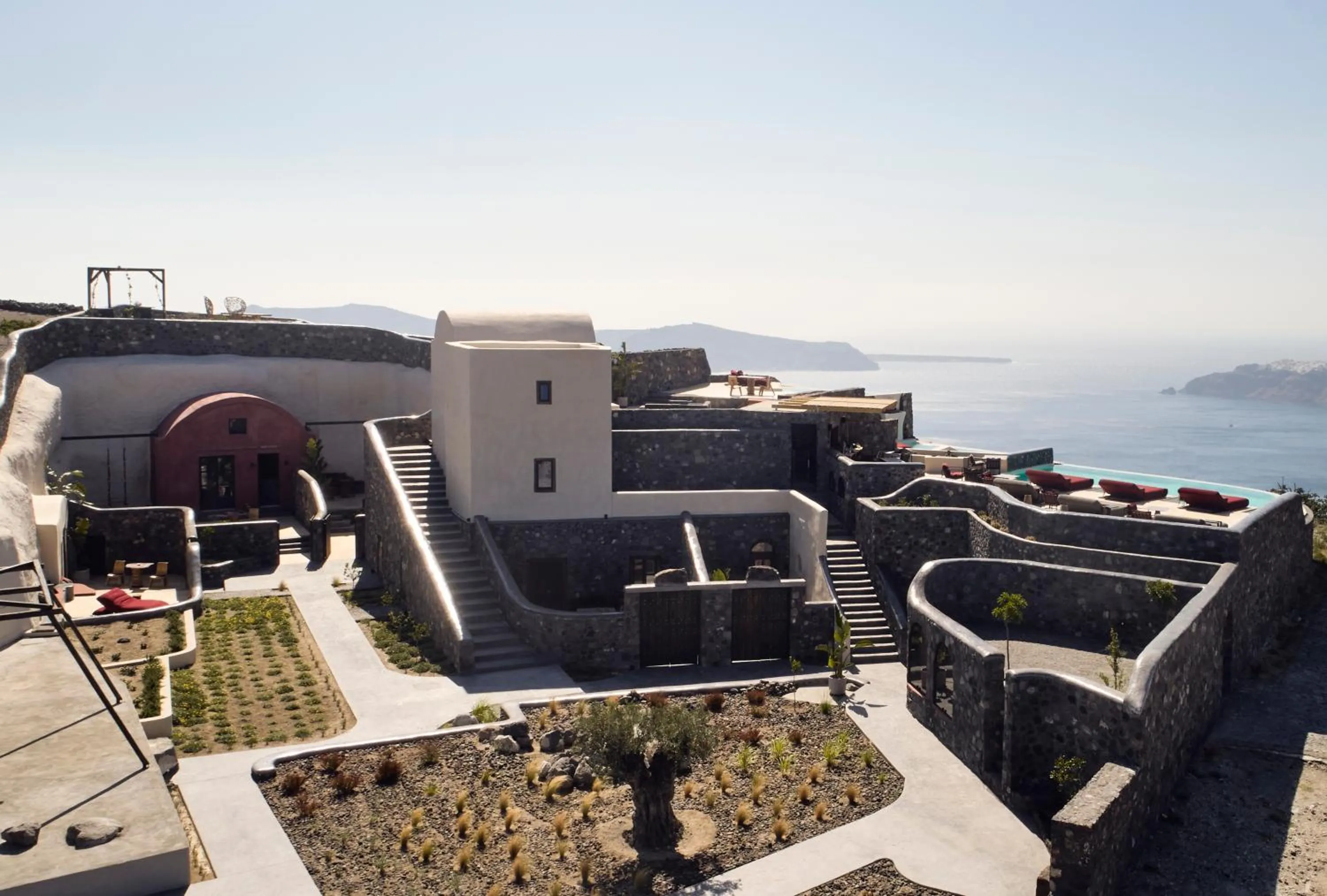 Bird's eye view in White Pearl Cavalieri