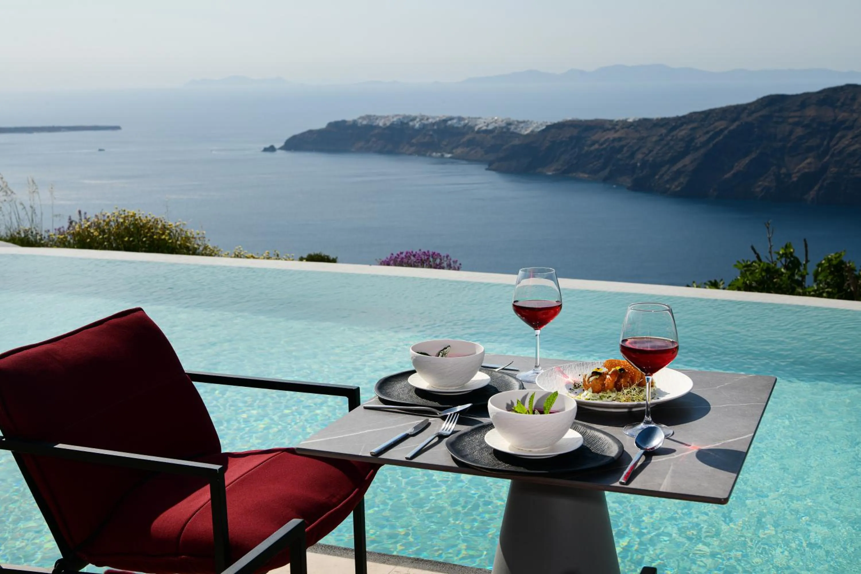 Activities in White Pearl Cavalieri