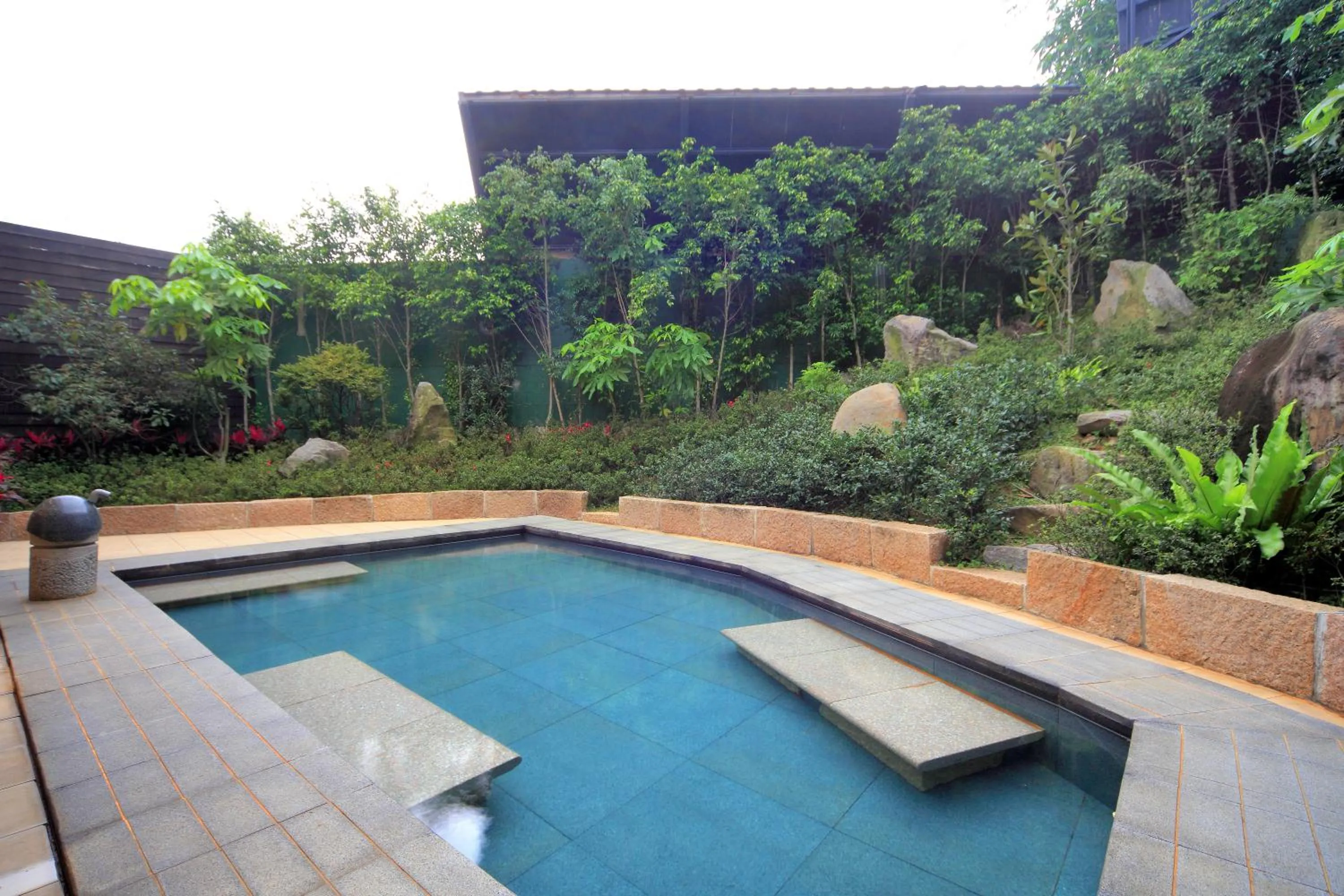 Swimming pool in Jin Yong Quan Spa Hotspring Resort