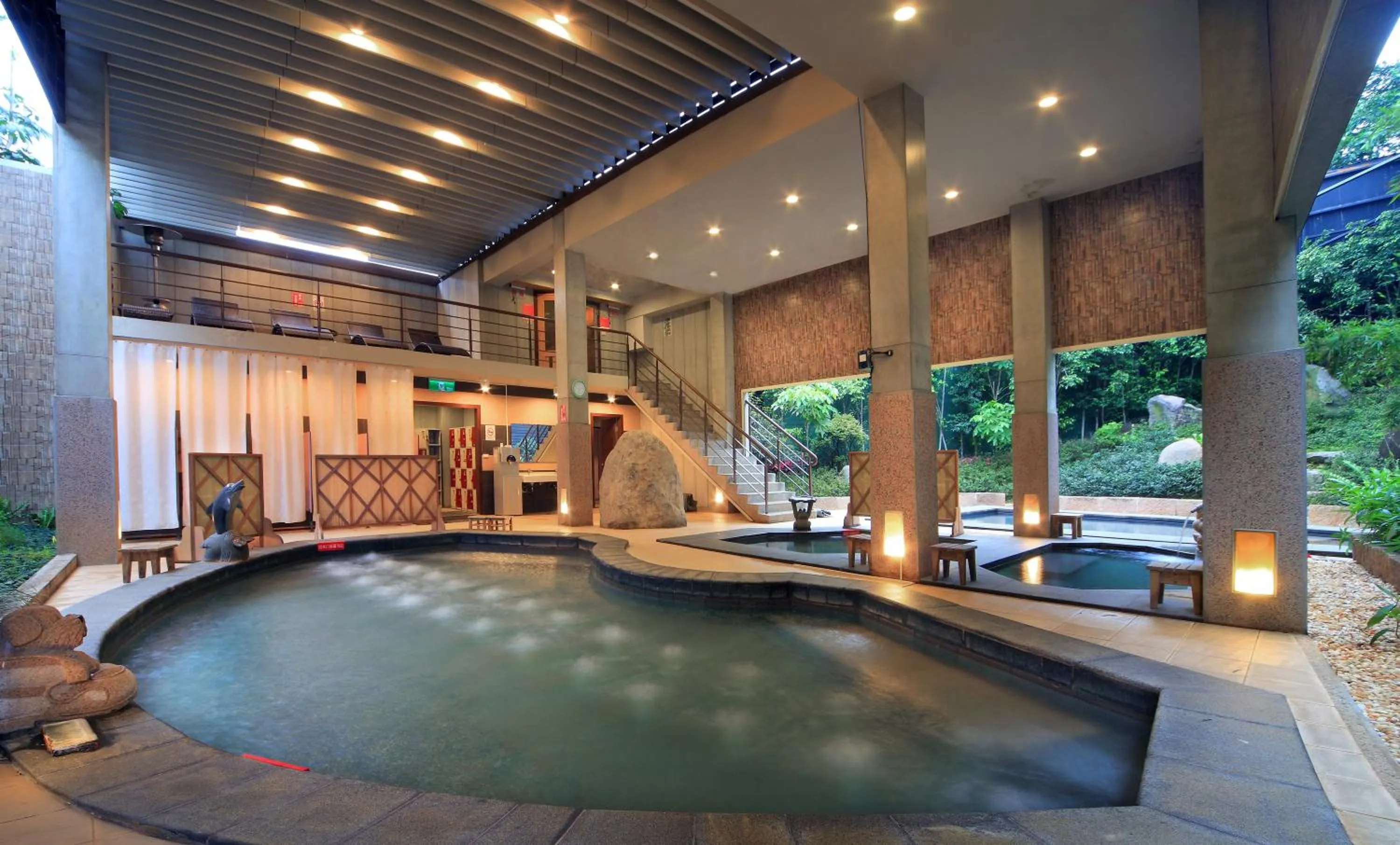 Swimming pool in Jin Yong Quan Spa Hotspring Resort