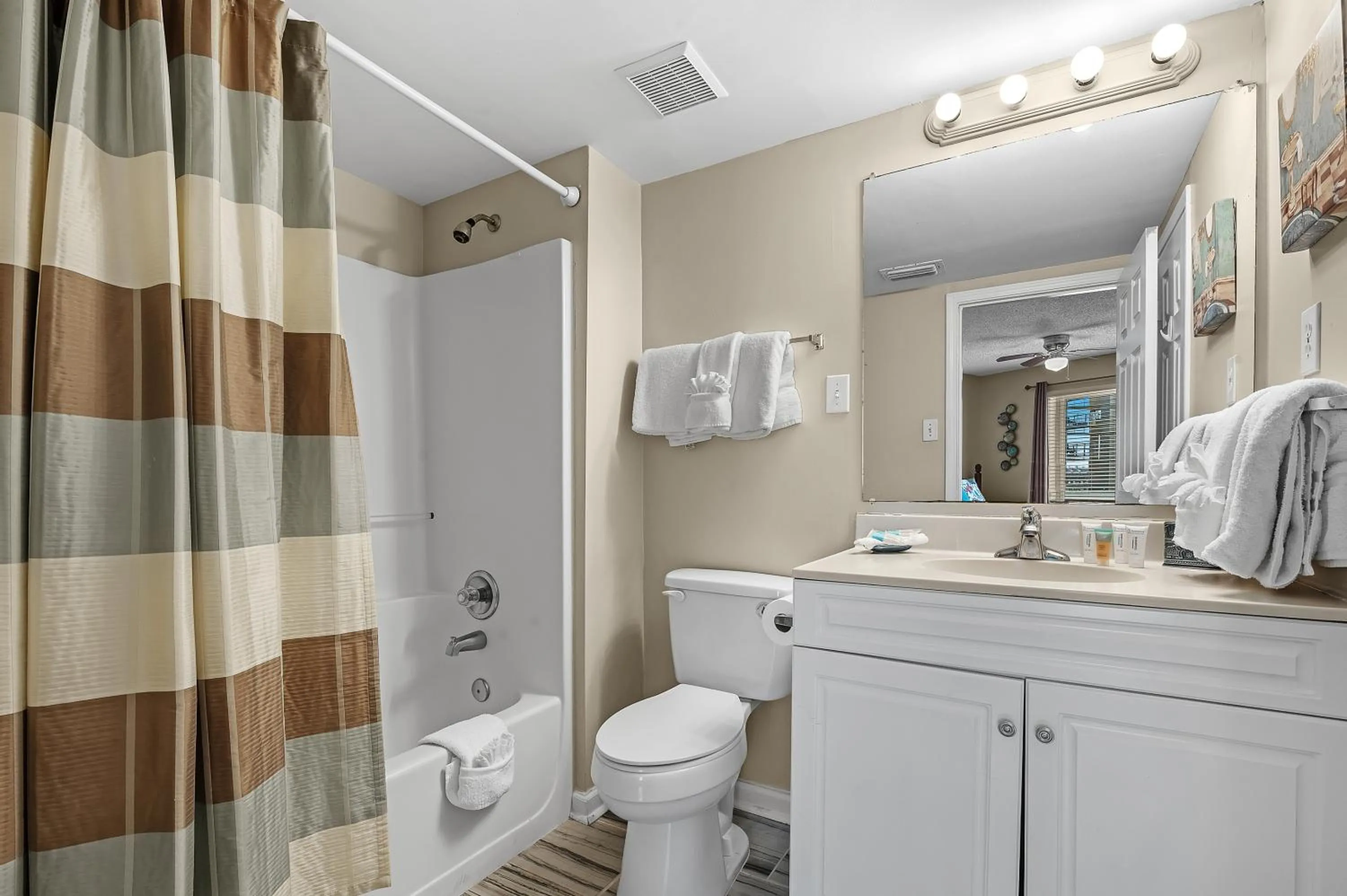 Bathroom in Tradewinds 307