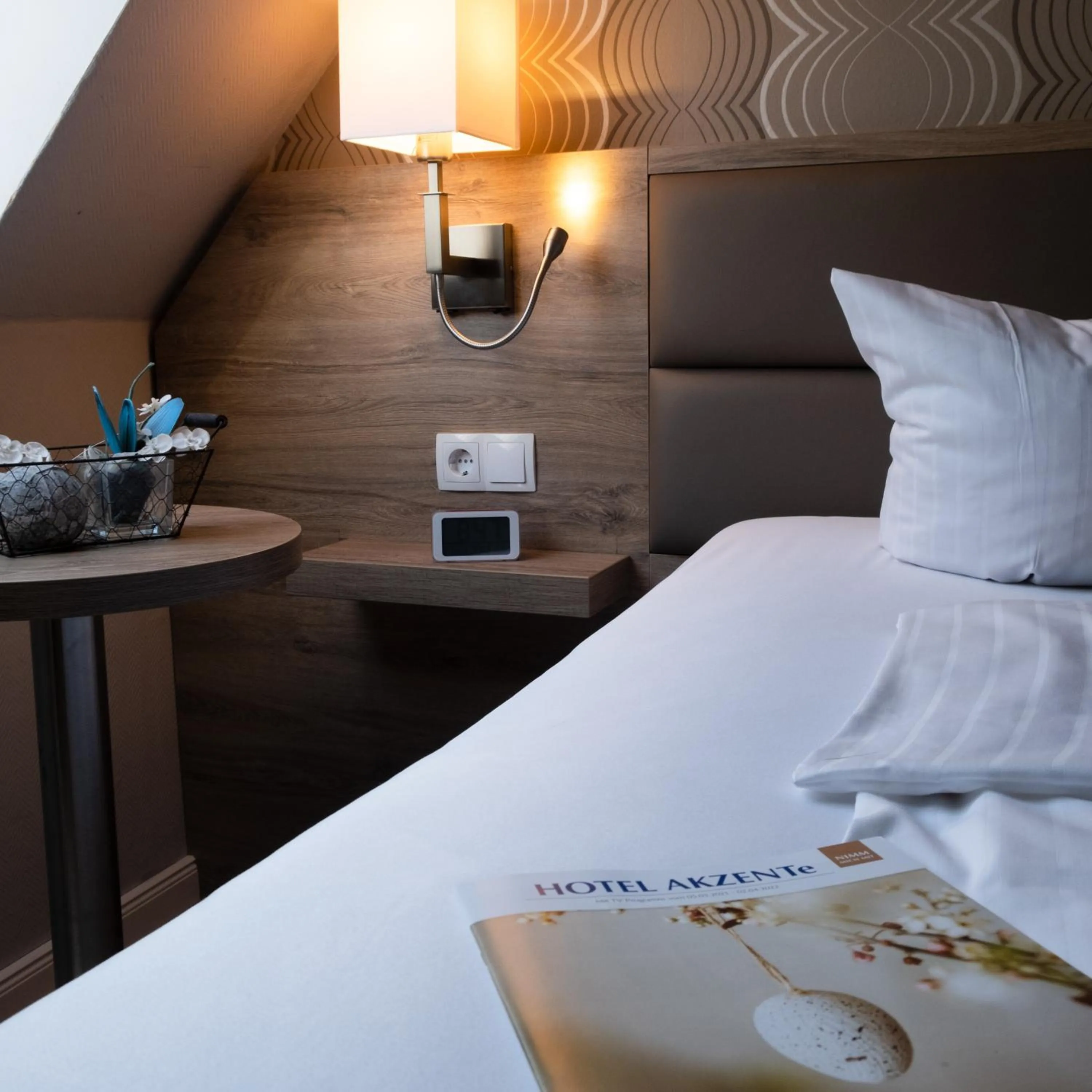 Bed in Hotel Saltenhof