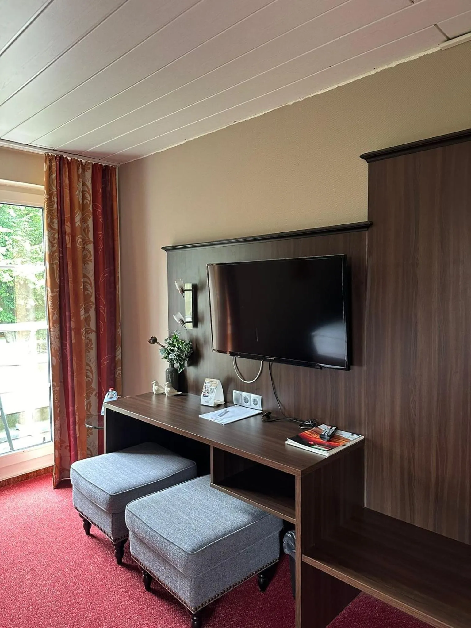 Bed in Hotel Saltenhof