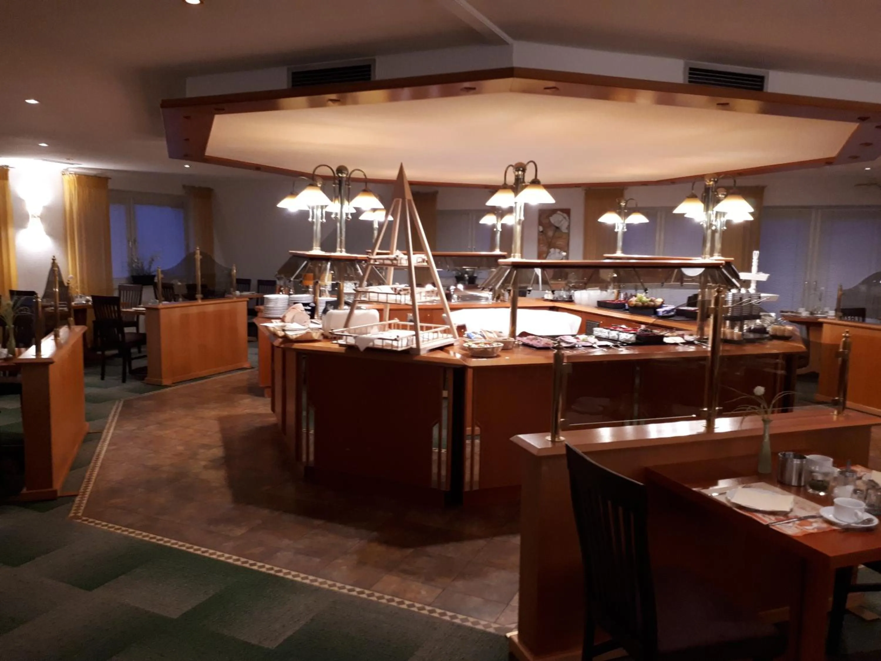 Buffet breakfast in Hotel Ostfriesen Hof