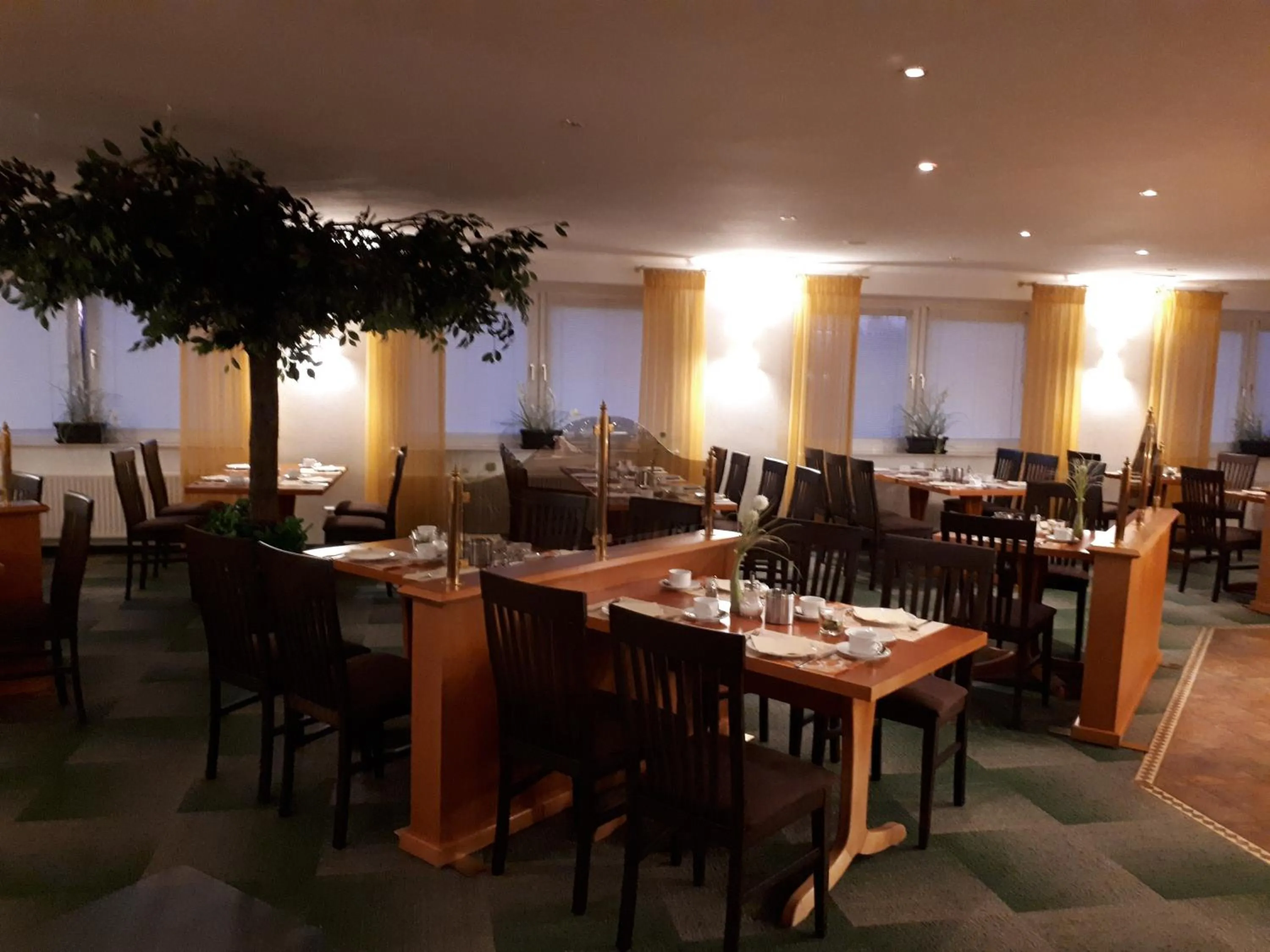 Buffet breakfast in Hotel Ostfriesen Hof