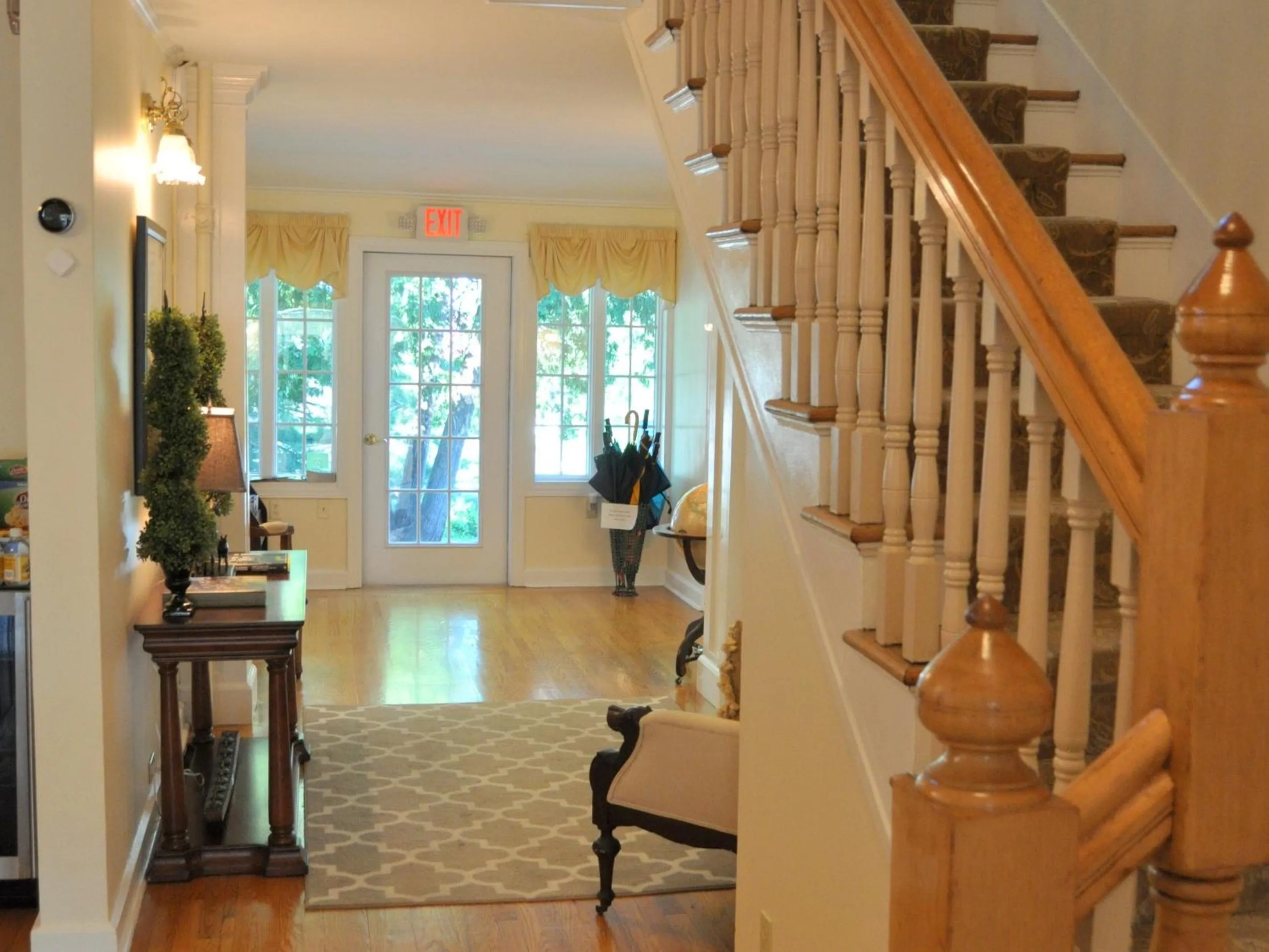 Lobby or reception in Anne's Washington Inn