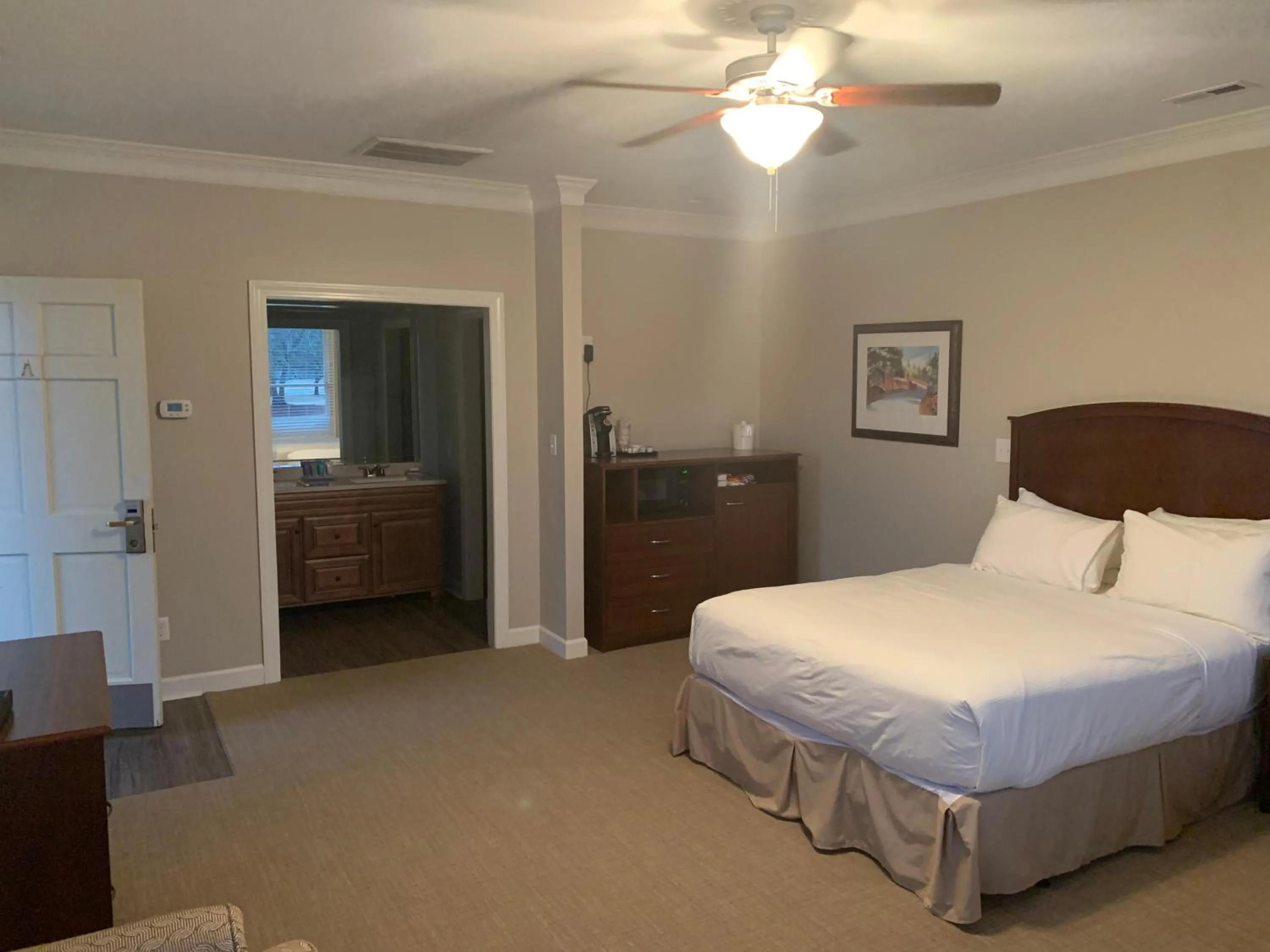 Bed in Cottages and Suites at River Landing