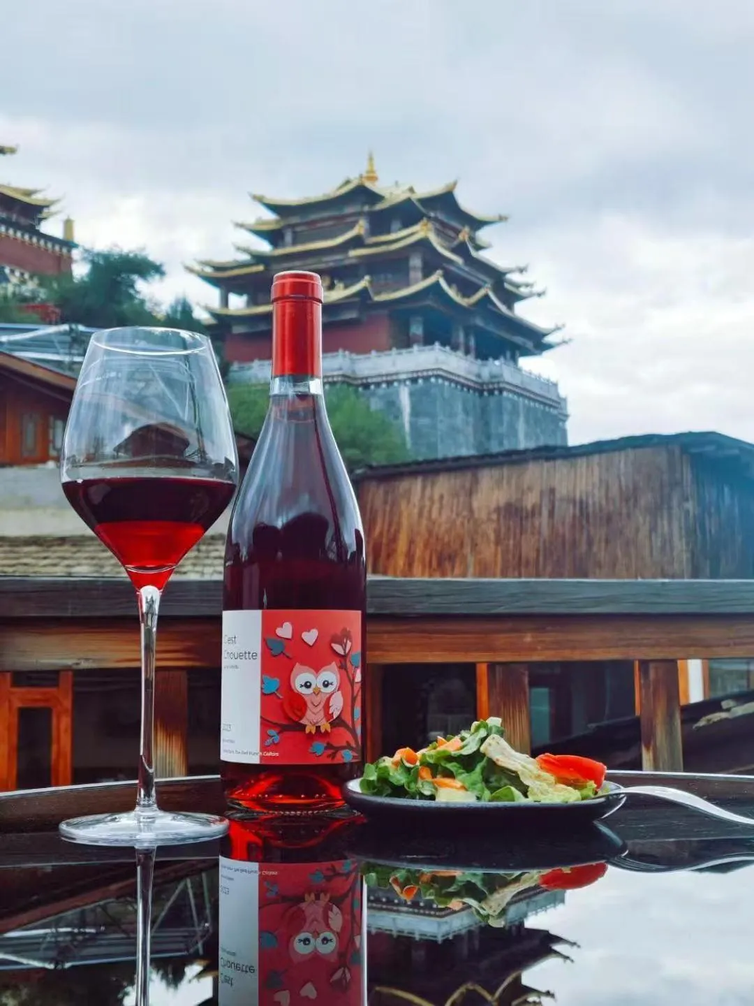 Lounge or bar in Arro Khampa By Zinc Journey Shangri-la