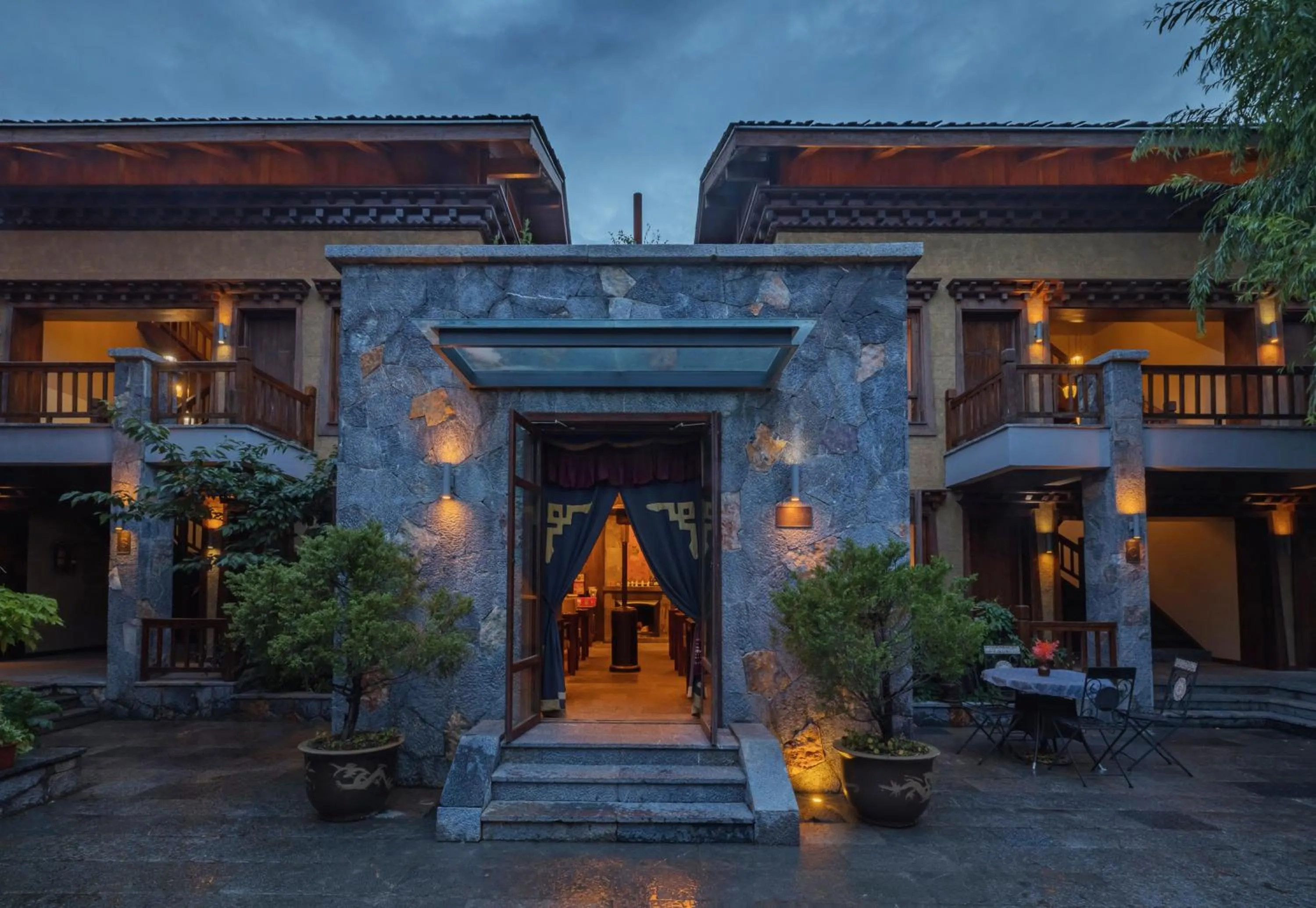 Restaurant/places to eat in Arro Khampa By Zinc Journey Shangri-la