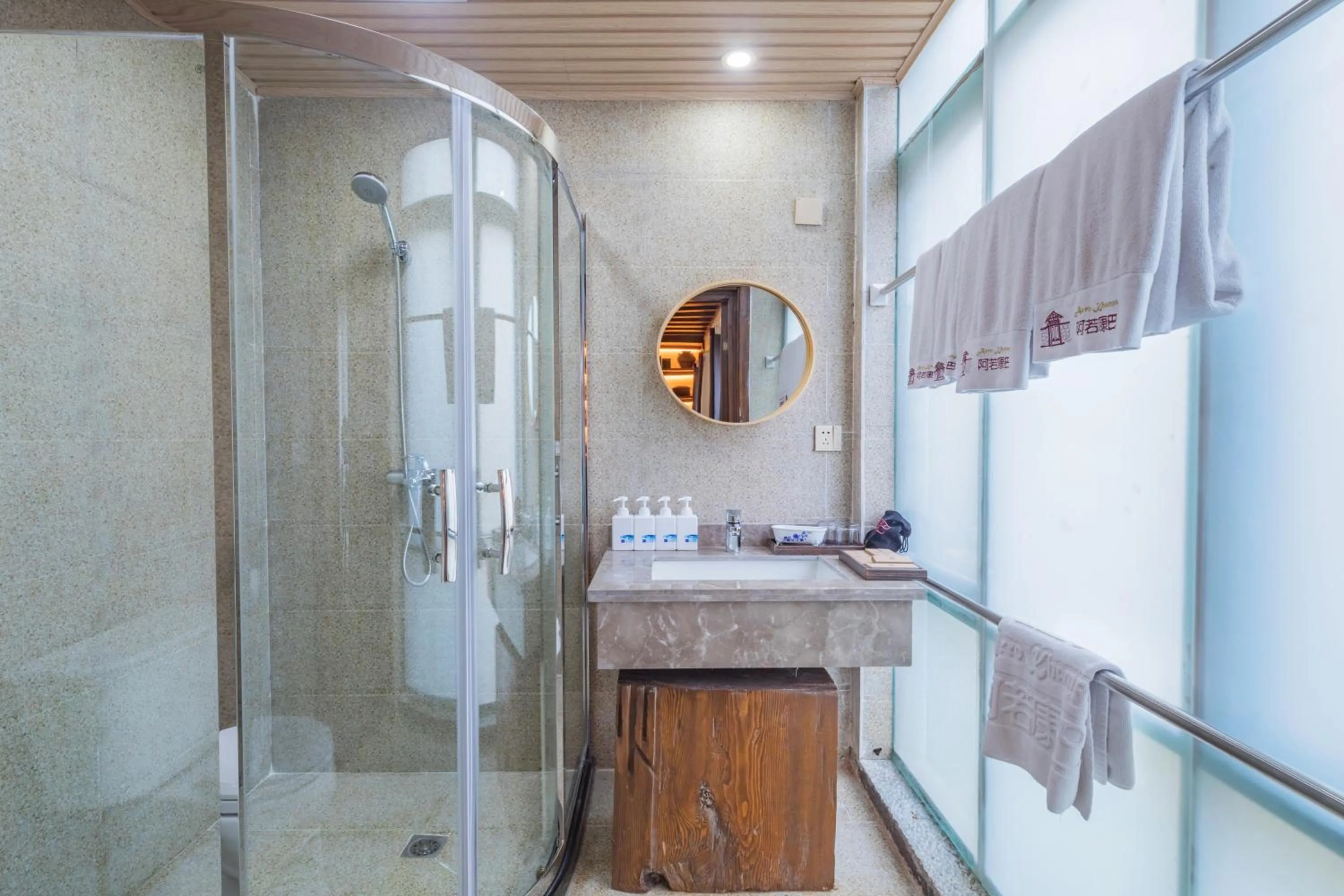 Toilet in Arro Khampa By Zinc Journey Shangri-la