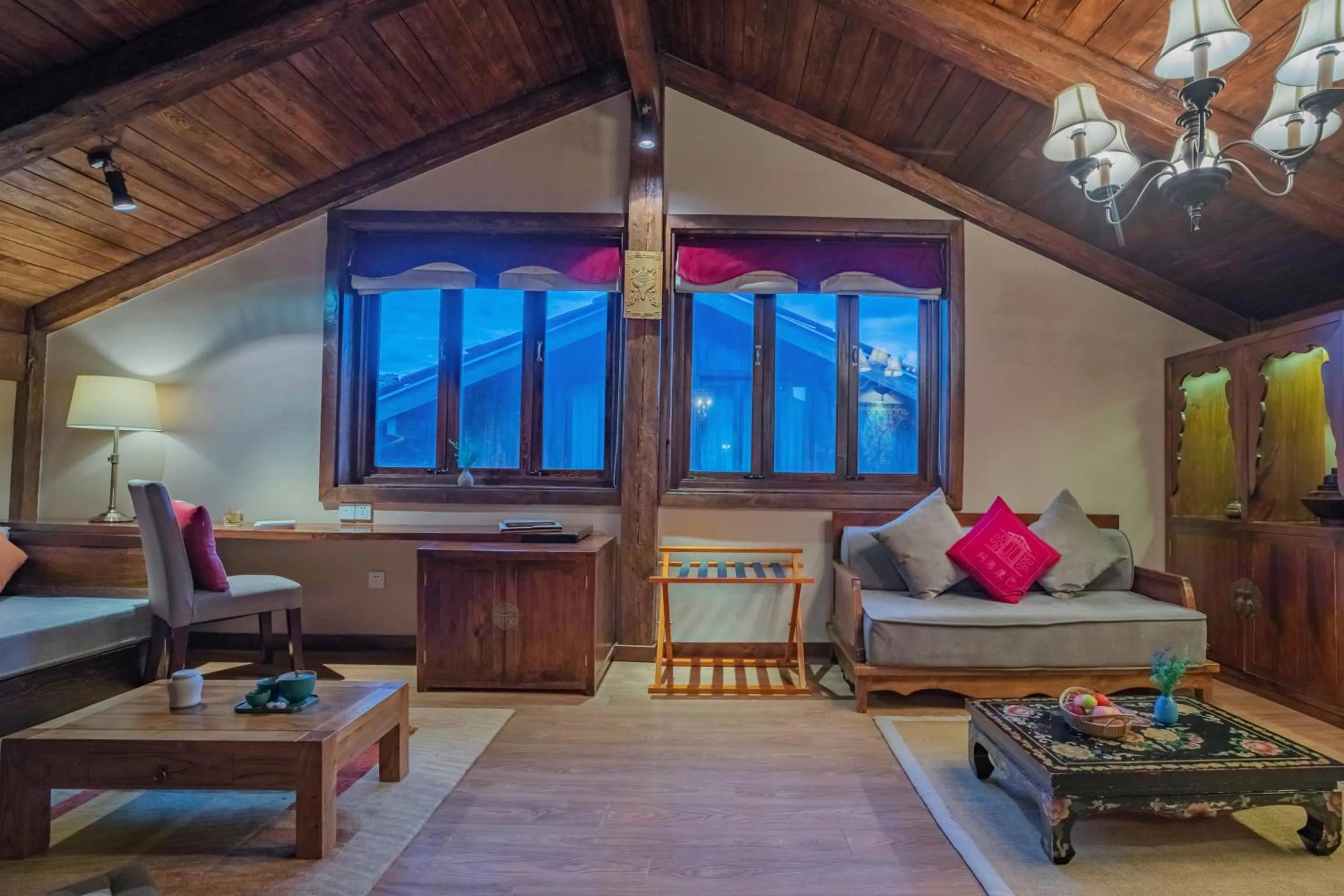 Living room in Arro Khampa By Zinc Journey Shangri-la