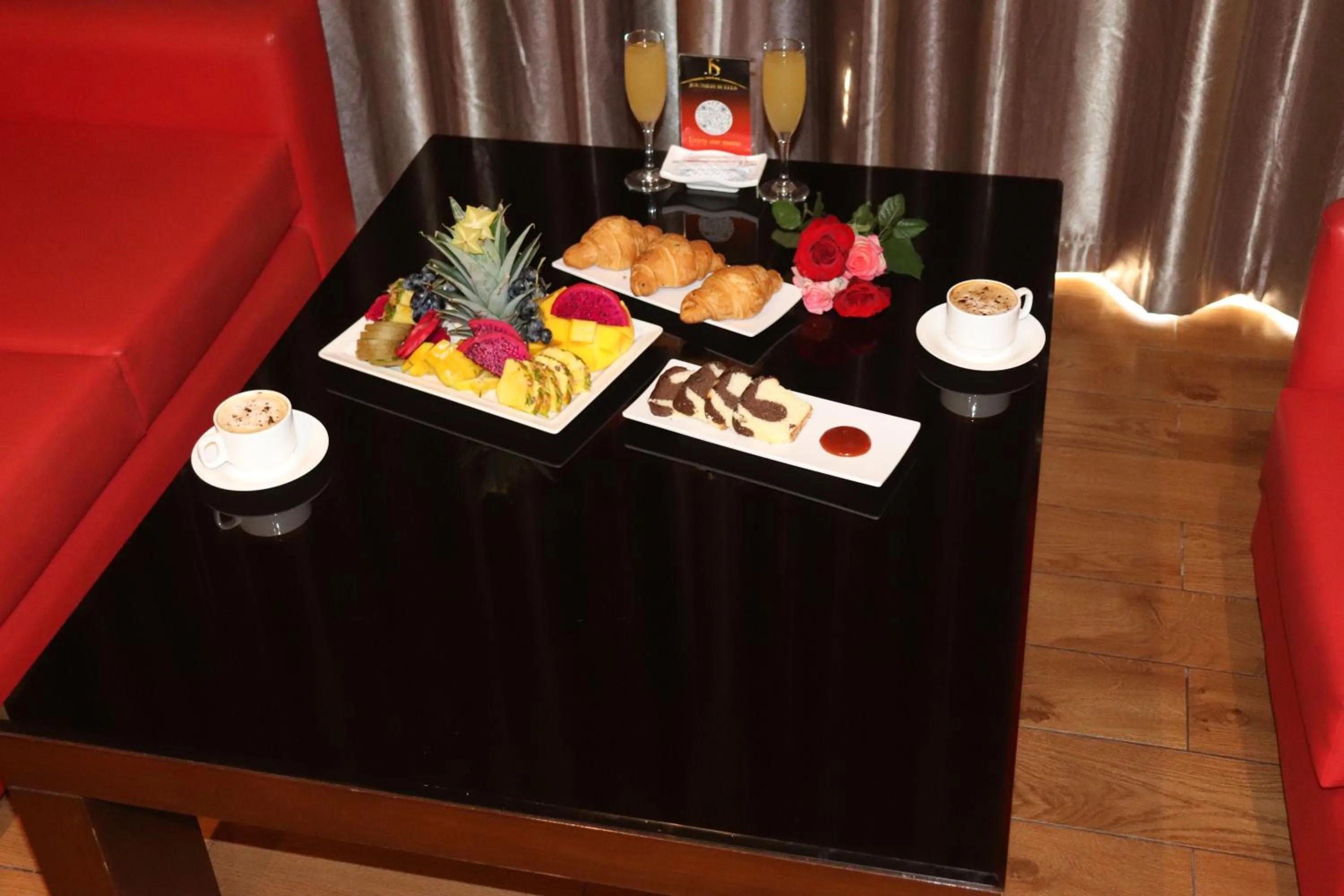 Food in Jounieh Suites Boutique Hotel