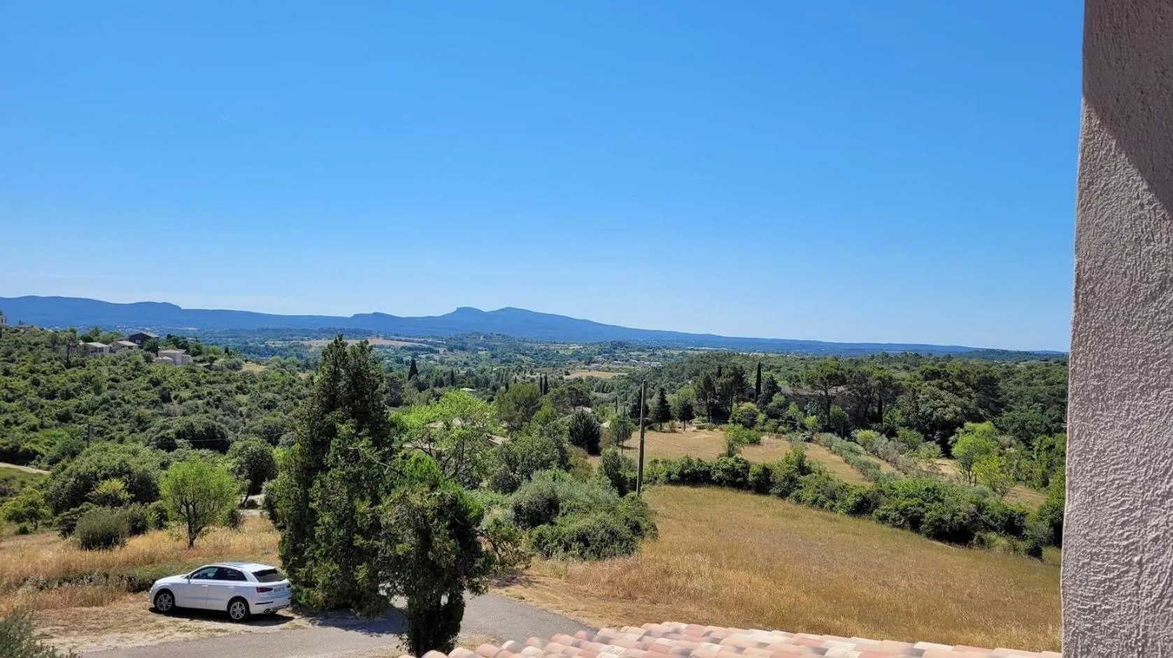 Property building in Le Mas de la Villarde