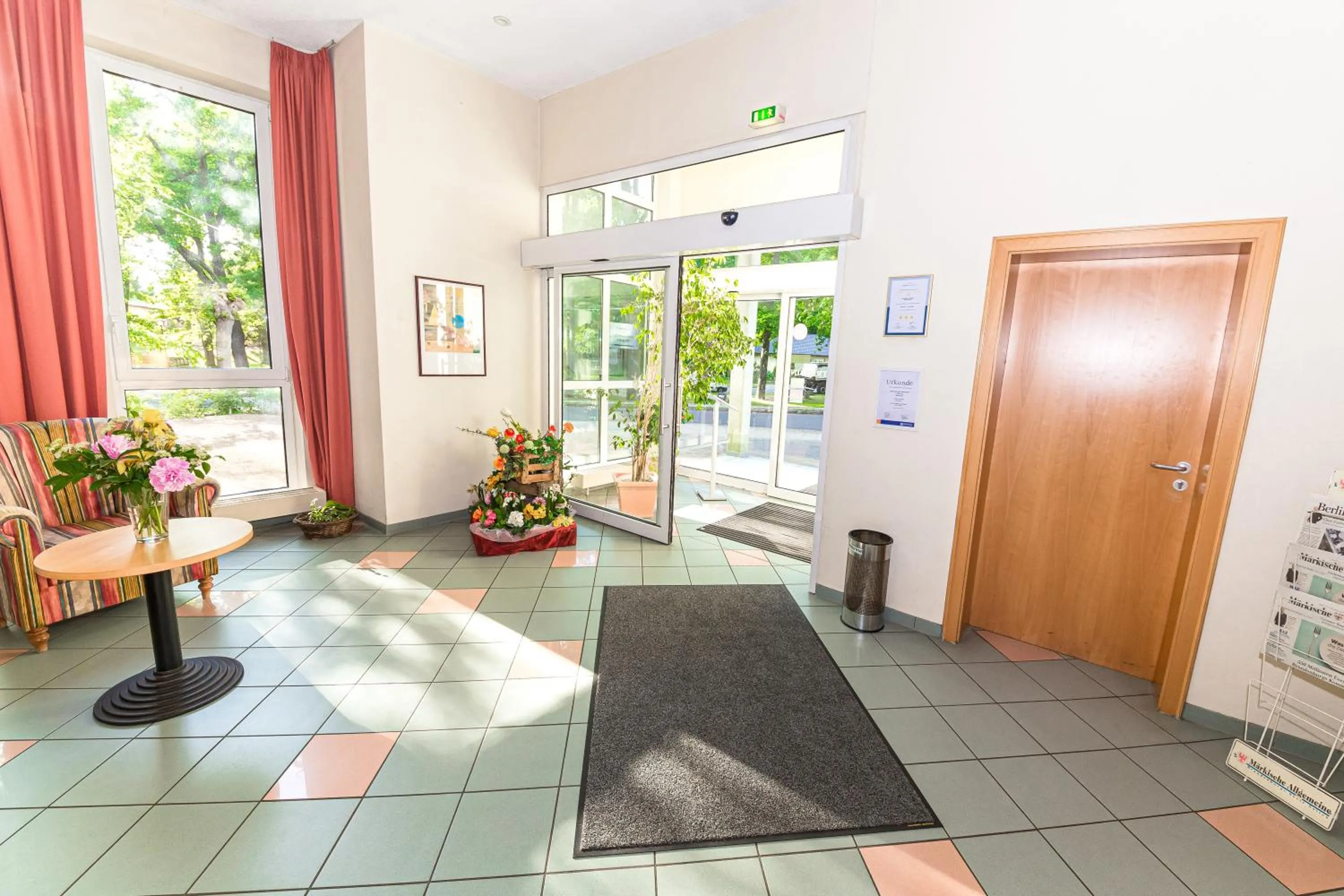 Lobby or reception in Akzent Parkhotel Trebbin