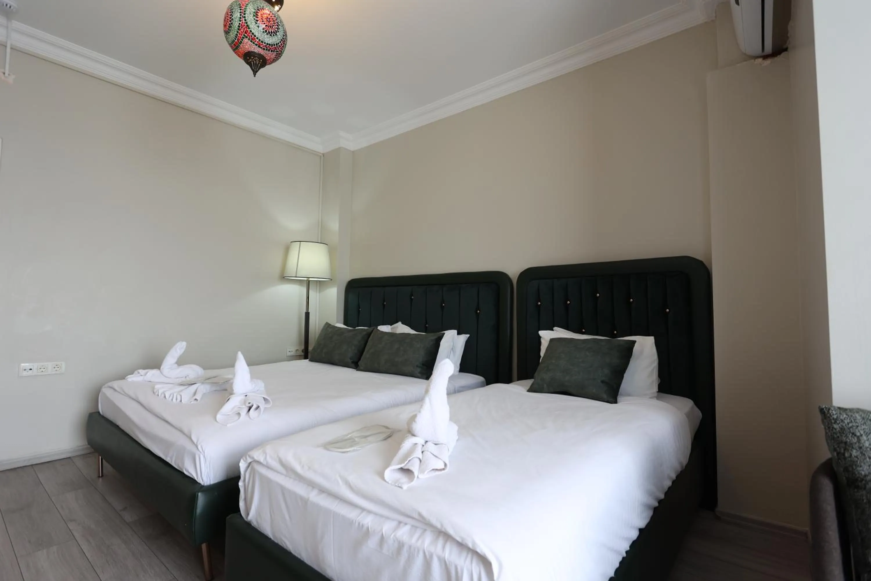 Bed in Cheers Lighthouse