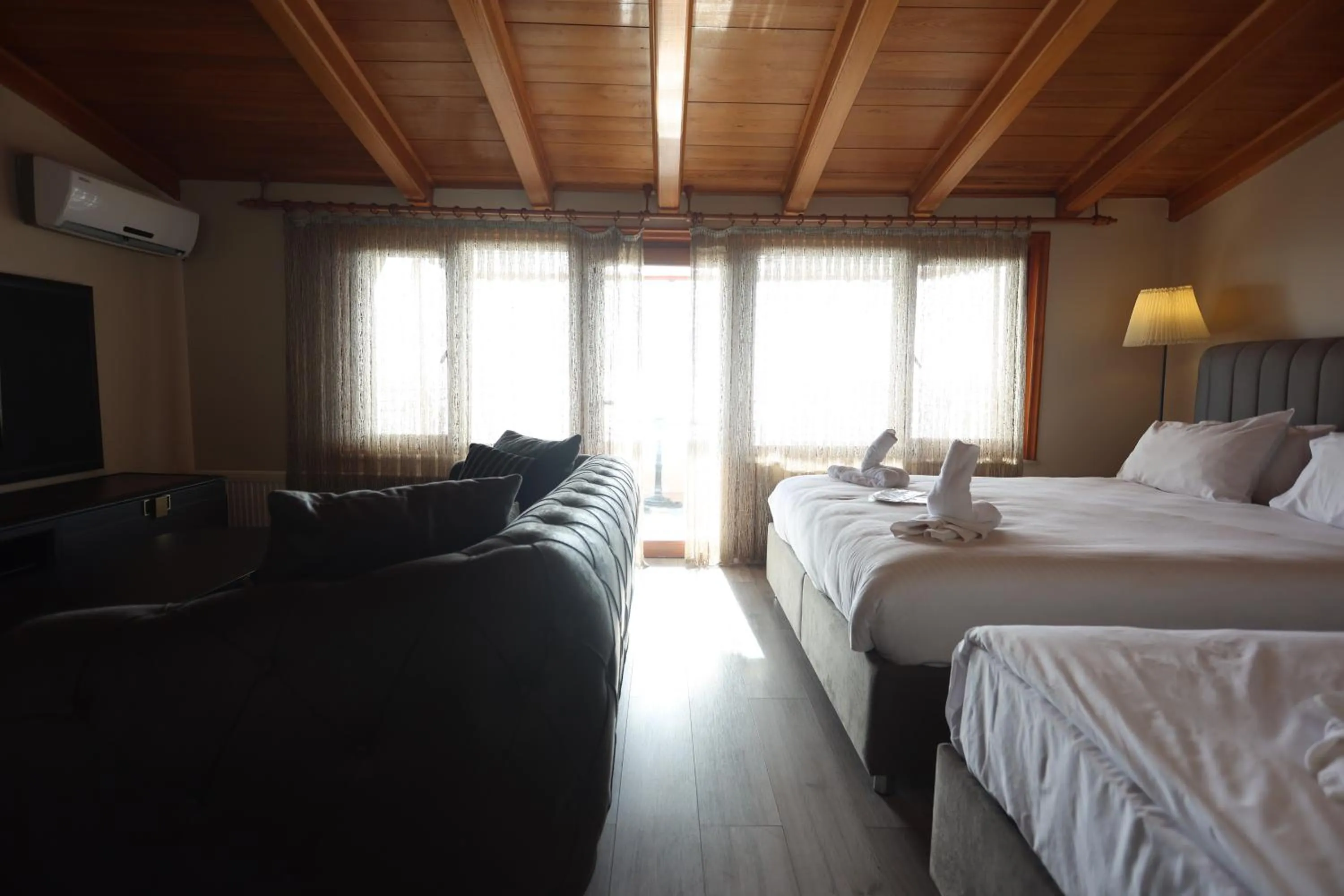 Bed in Cheers Lighthouse