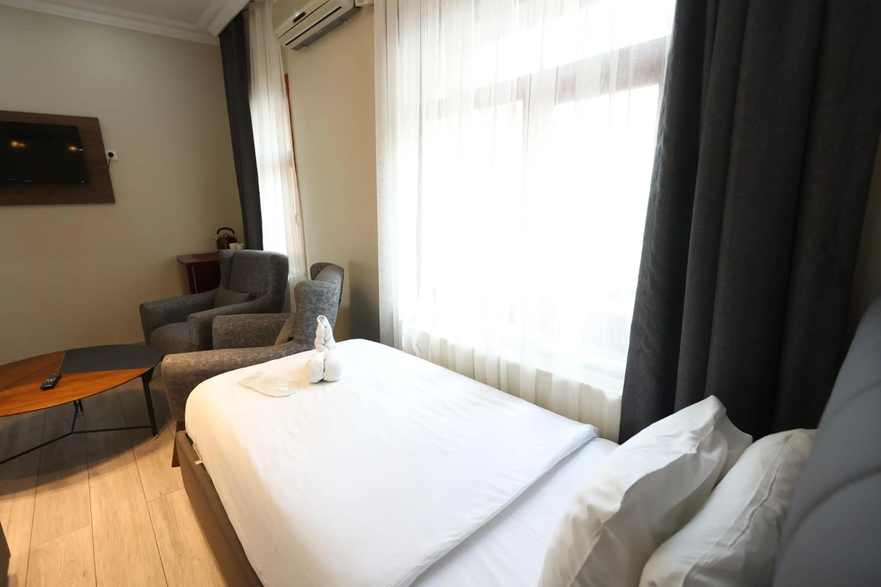 Bed in Cheers Lighthouse