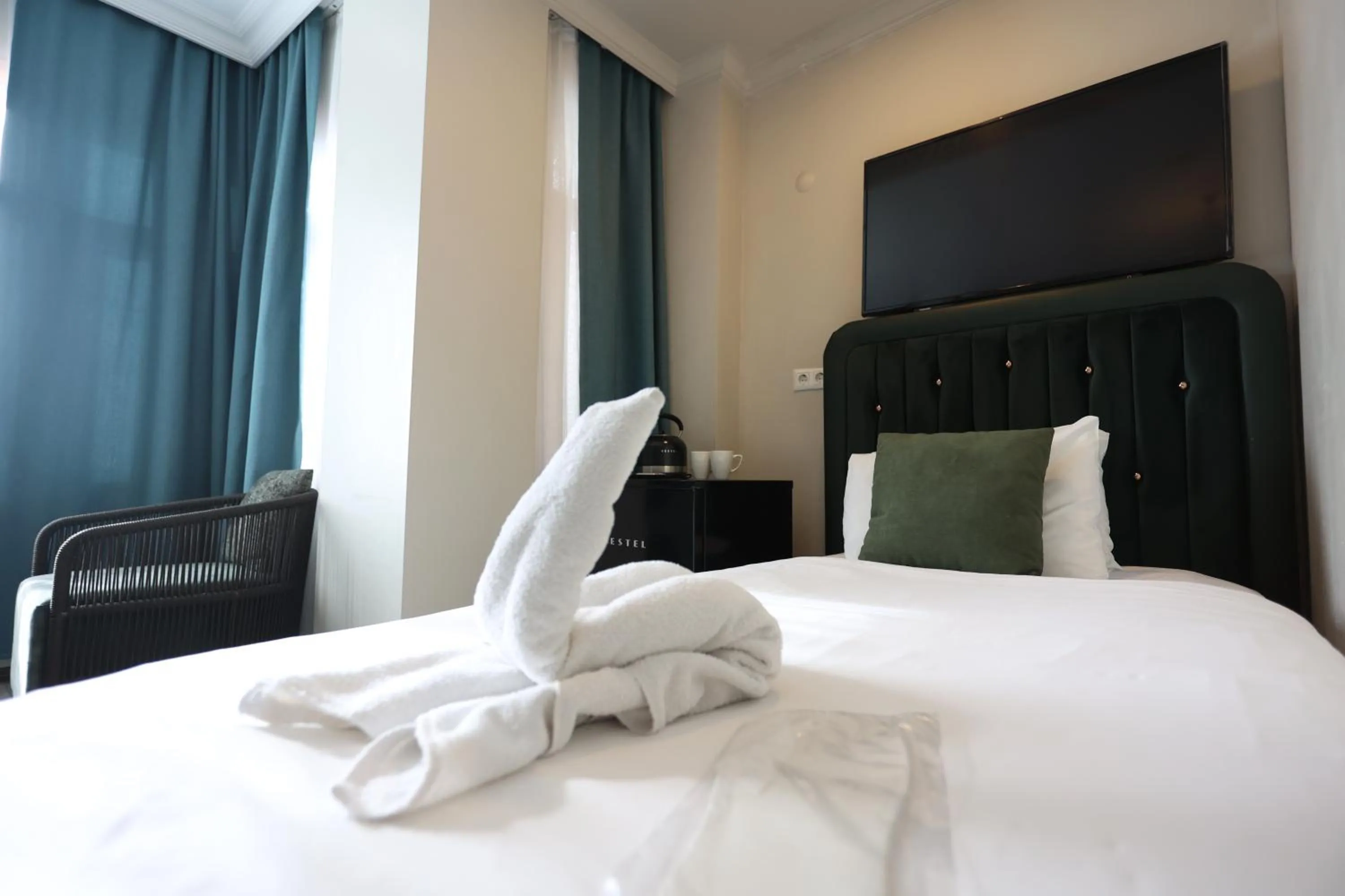 Bed in Cheers Lighthouse