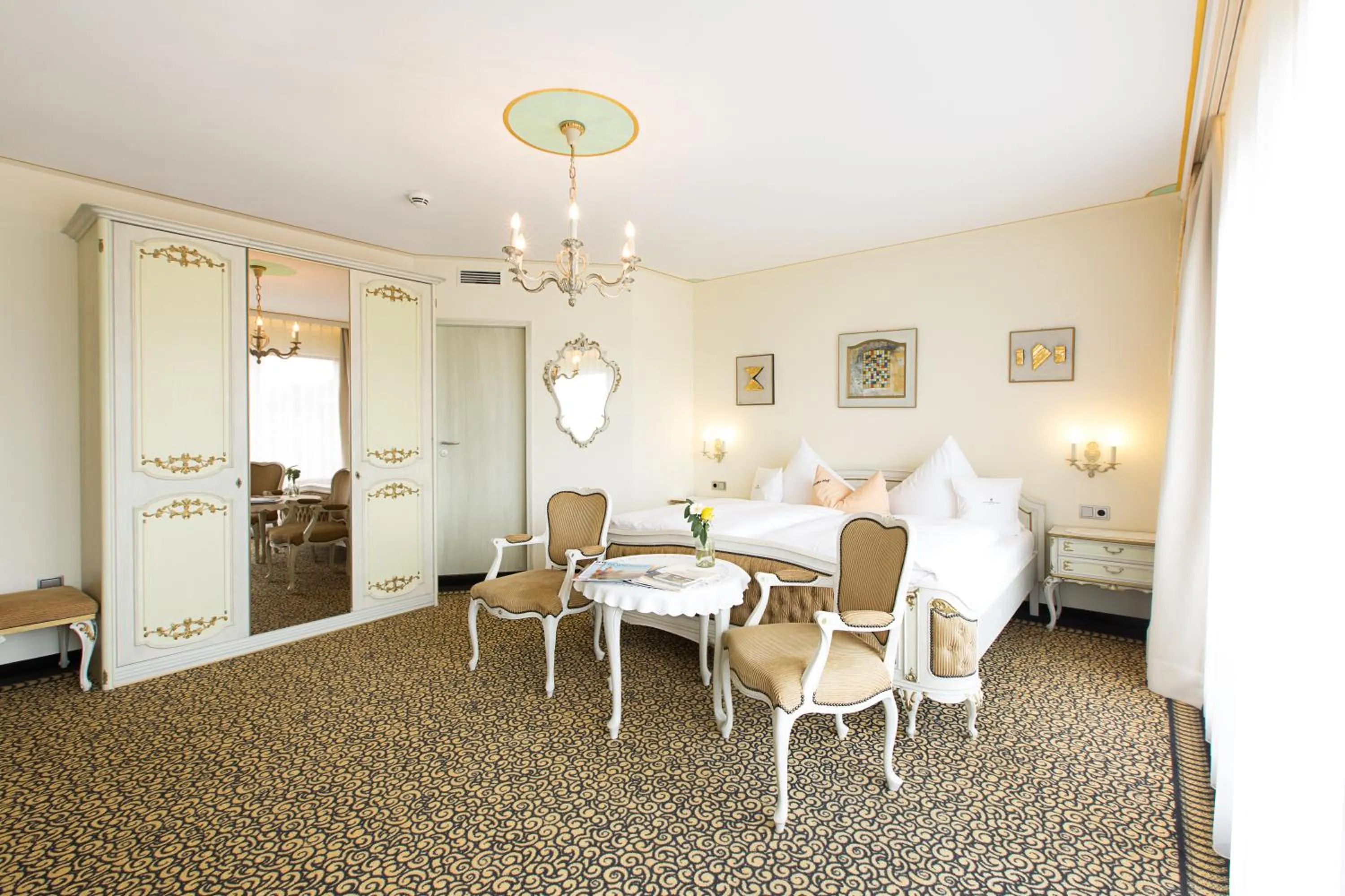 Photo of the whole room in AKZENT Hotel Restaurant Altdorfer Hof