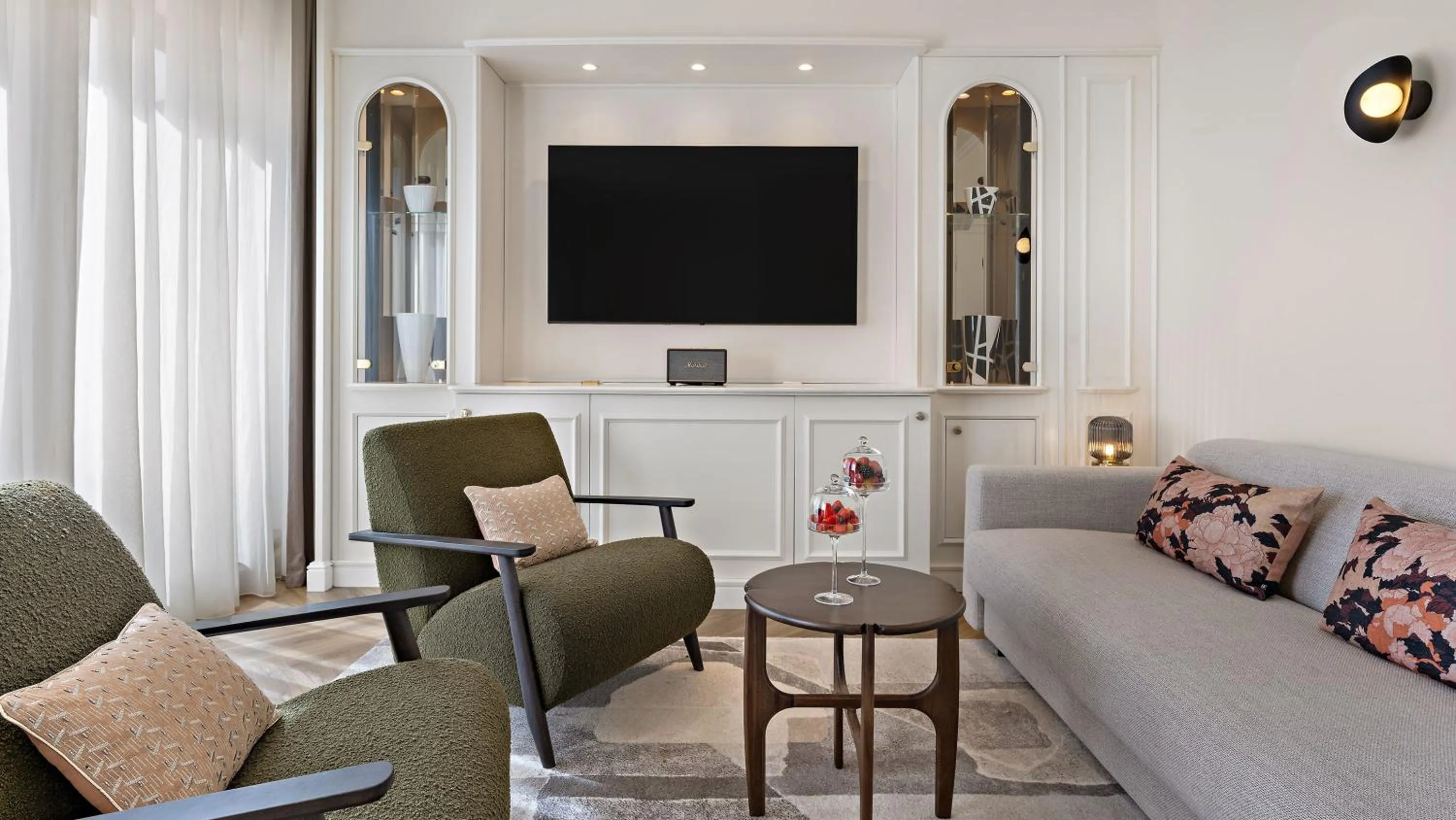 Living room in Hotel Bristol Berlin