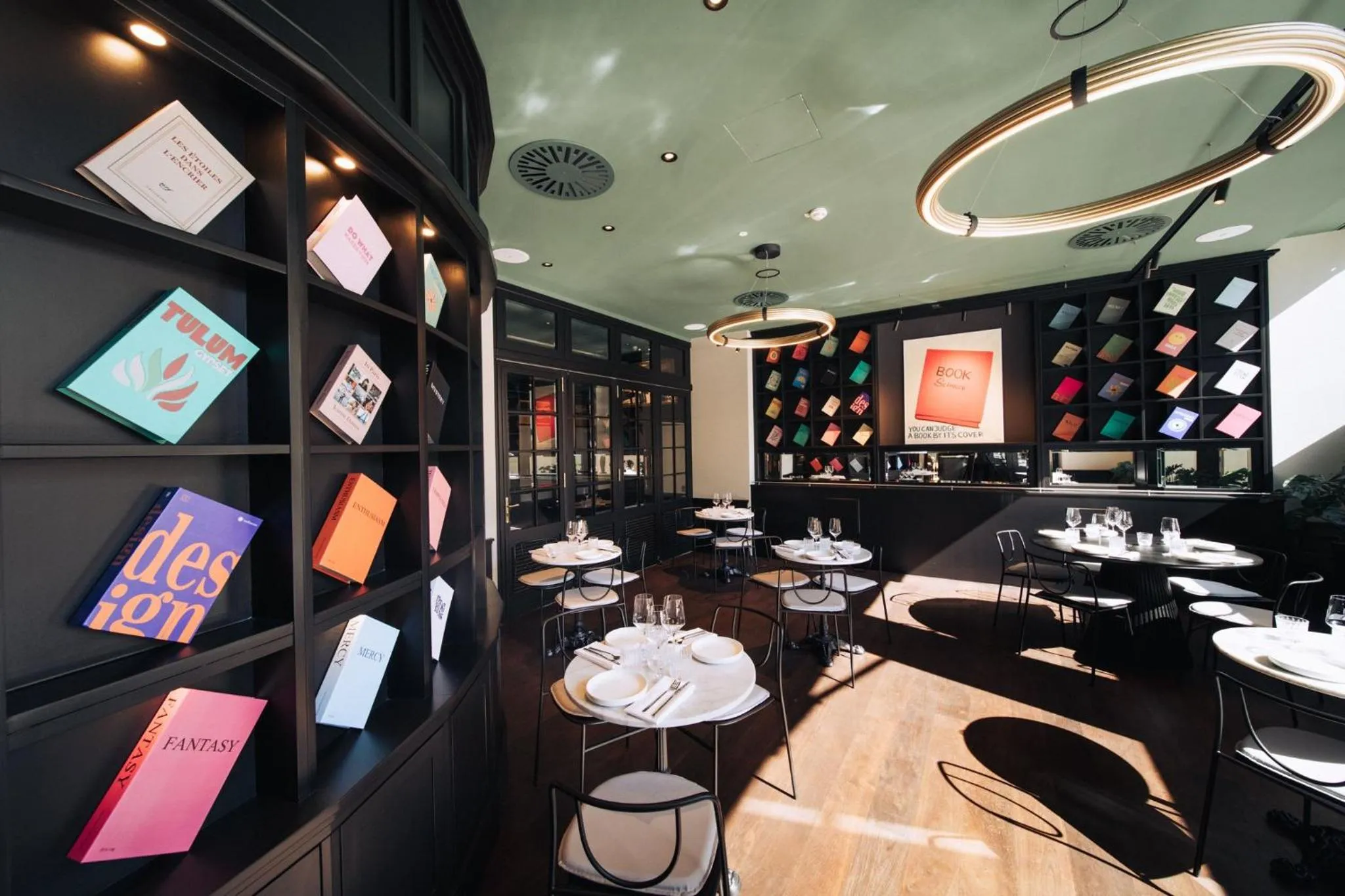 Restaurant/places to eat in Hotel Bristol Berlin