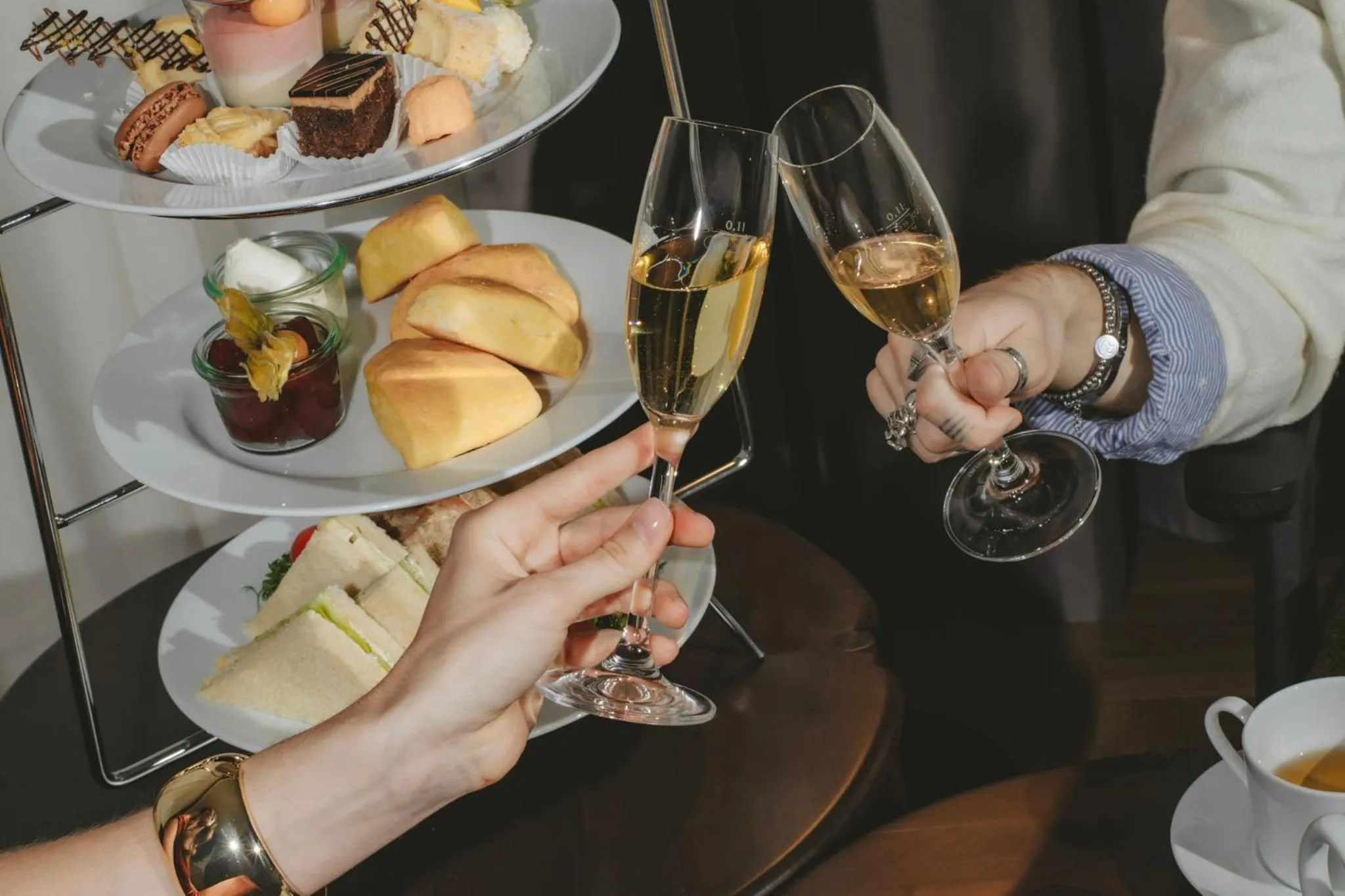 Lounge or bar in Hotel Bristol Berlin