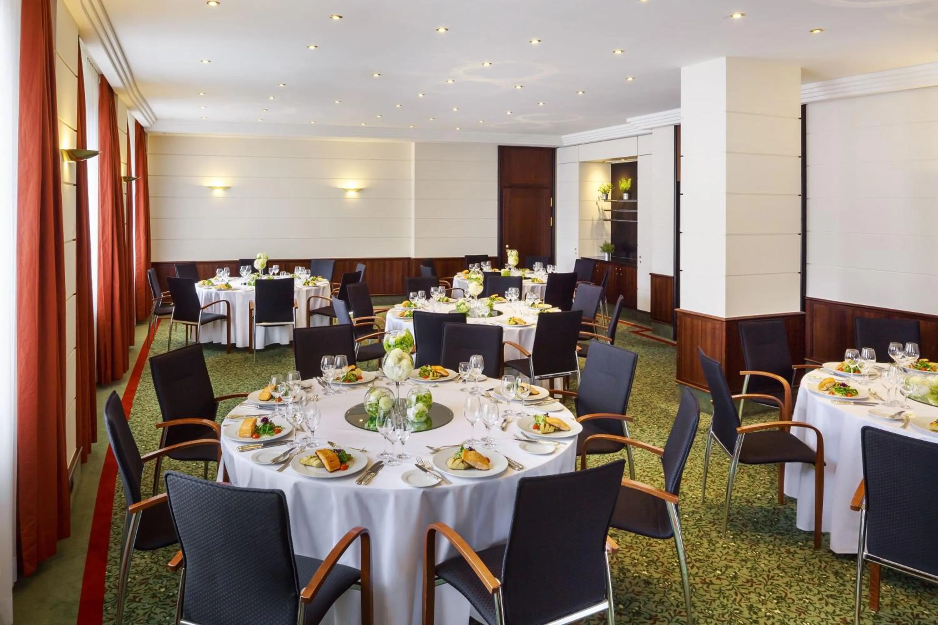 Spa and wellness centre/facilities in Hotel Bristol Berlin