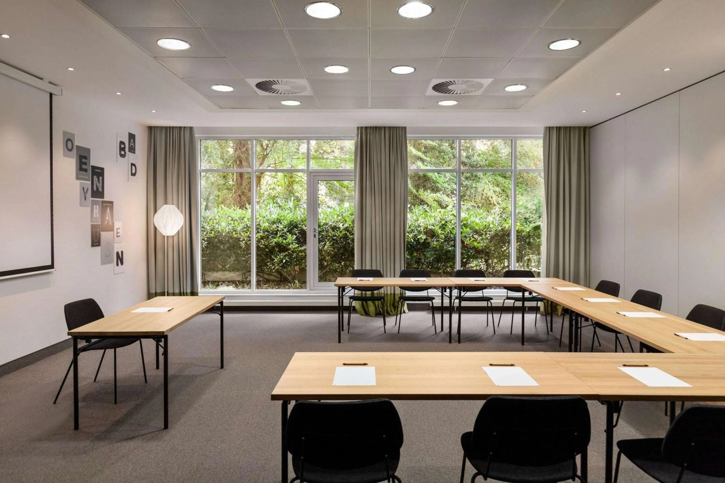 Meeting/conference room in Vienna House Easy by Wyndham Bad Oeynhausen