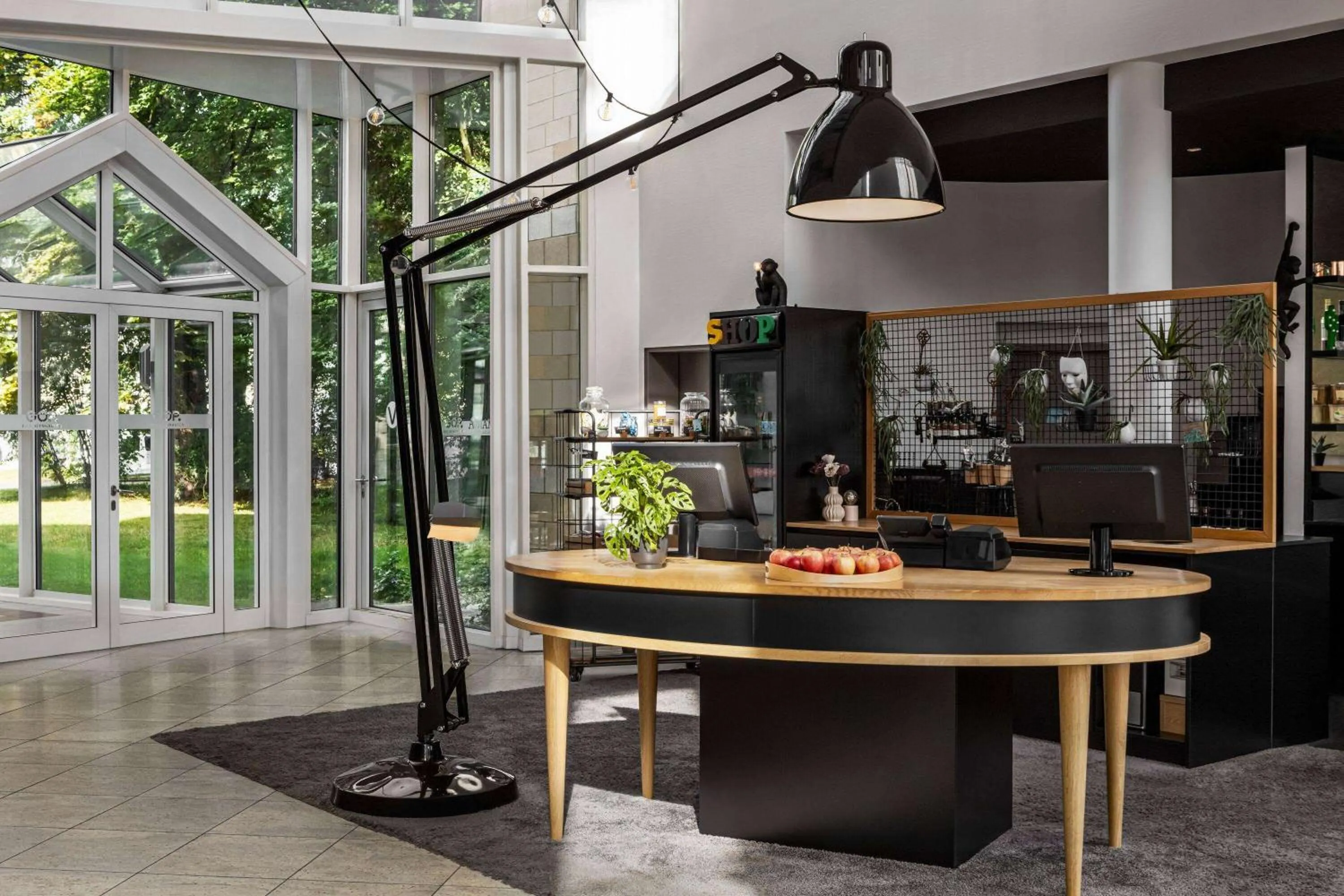 Lobby or reception in Vienna House Easy by Wyndham Bad Oeynhausen