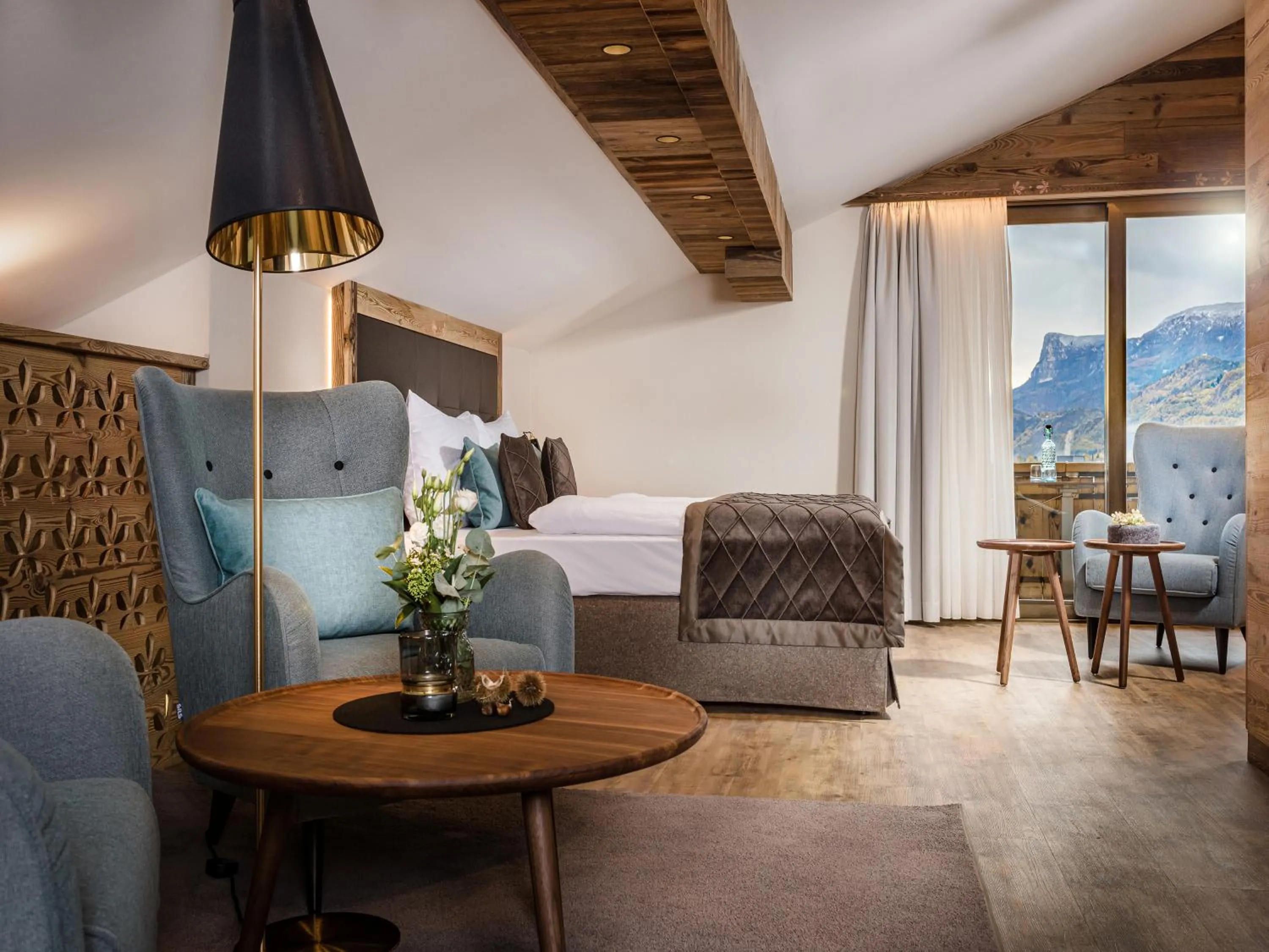 Bedroom, Bed in MONDI Hotel Tscherms