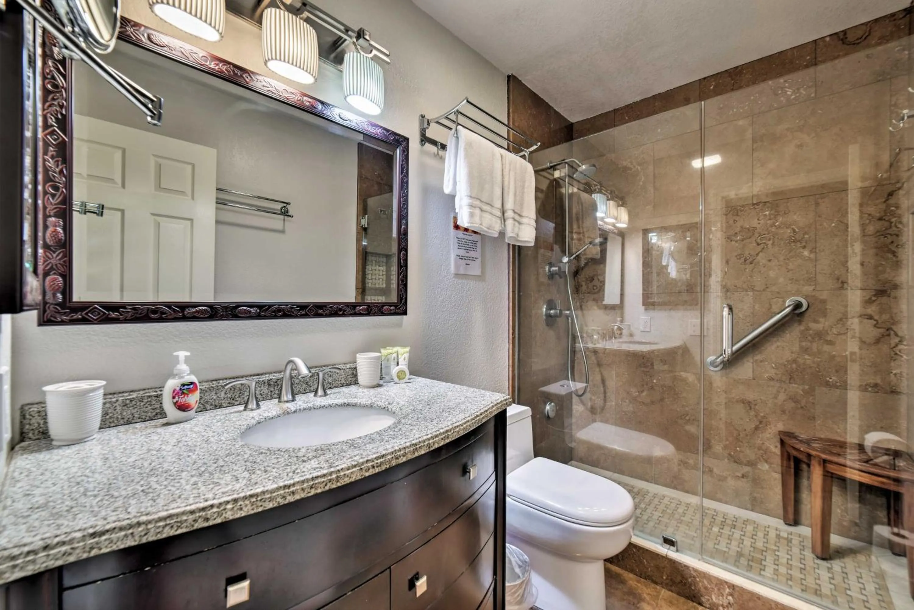 Garden View Condo with Pool - 400 Feet to Beach!