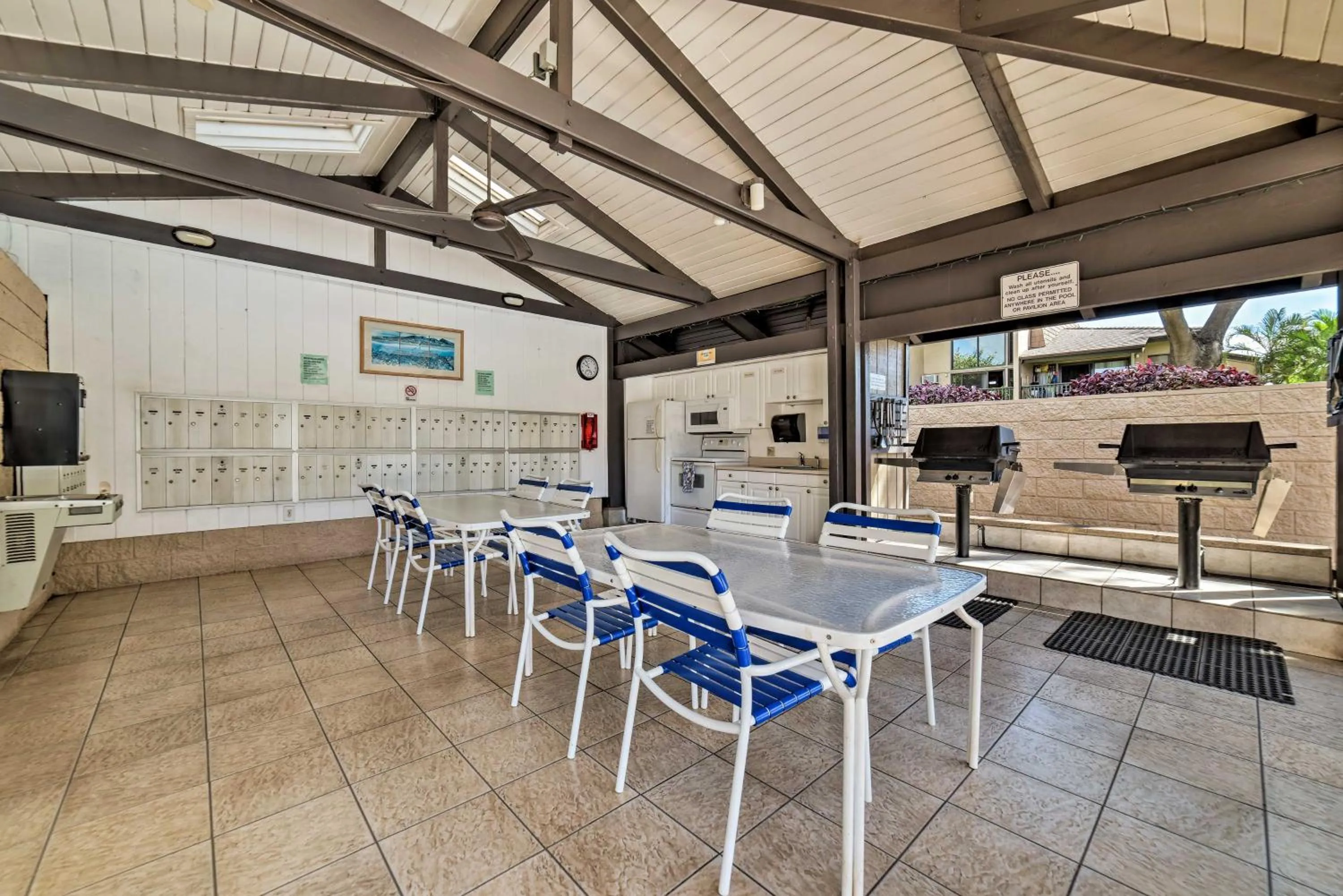 Garden View Condo with Pool - 400 Feet to Beach!